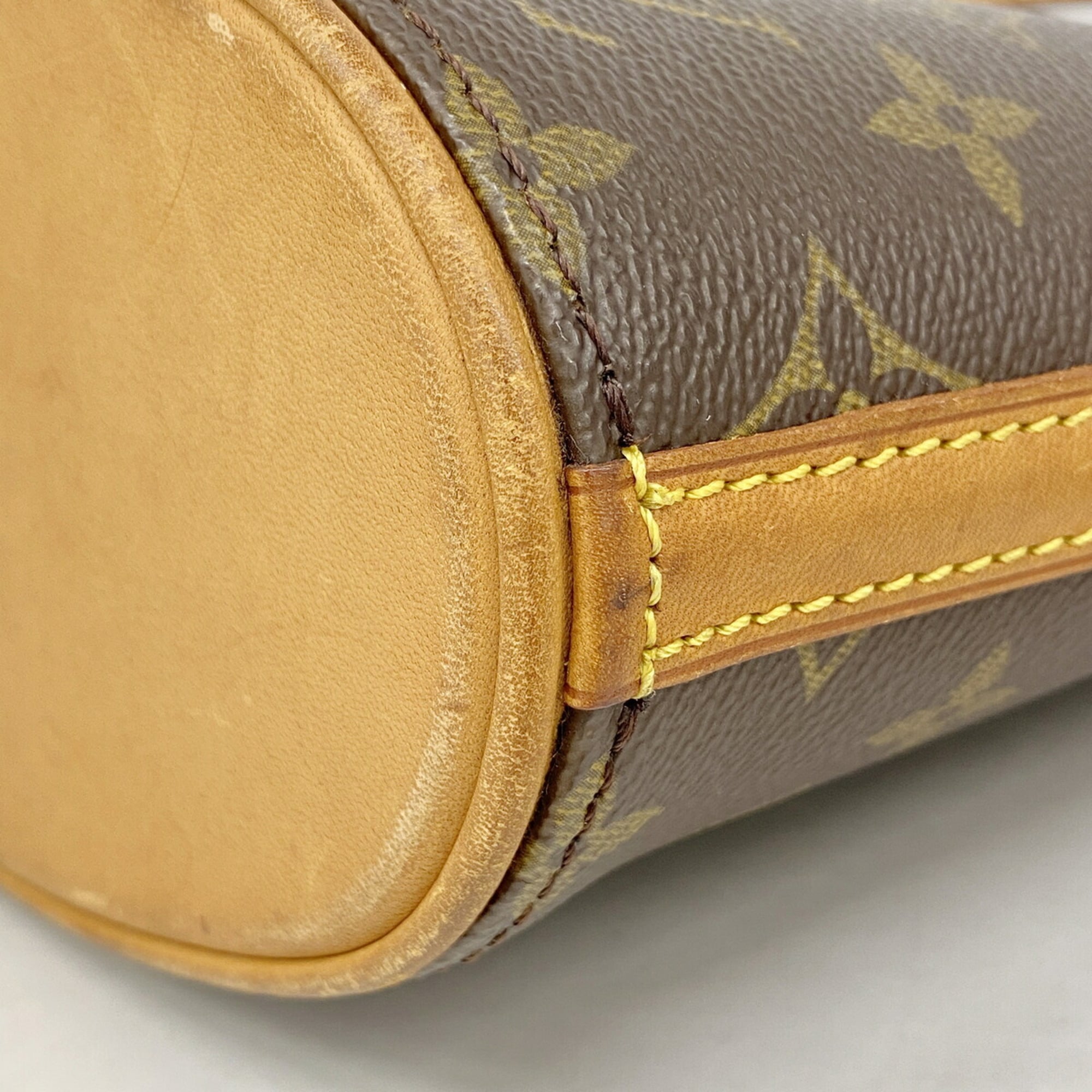 Louis Vuitton Brown Shoulder Bag (Pre-Owned)