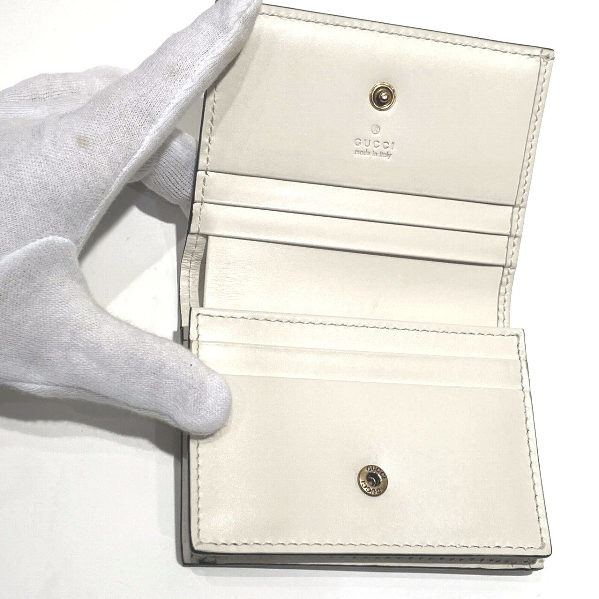 Gucci White Leather Wallet (Bi-Fold) (Pre-Owned)