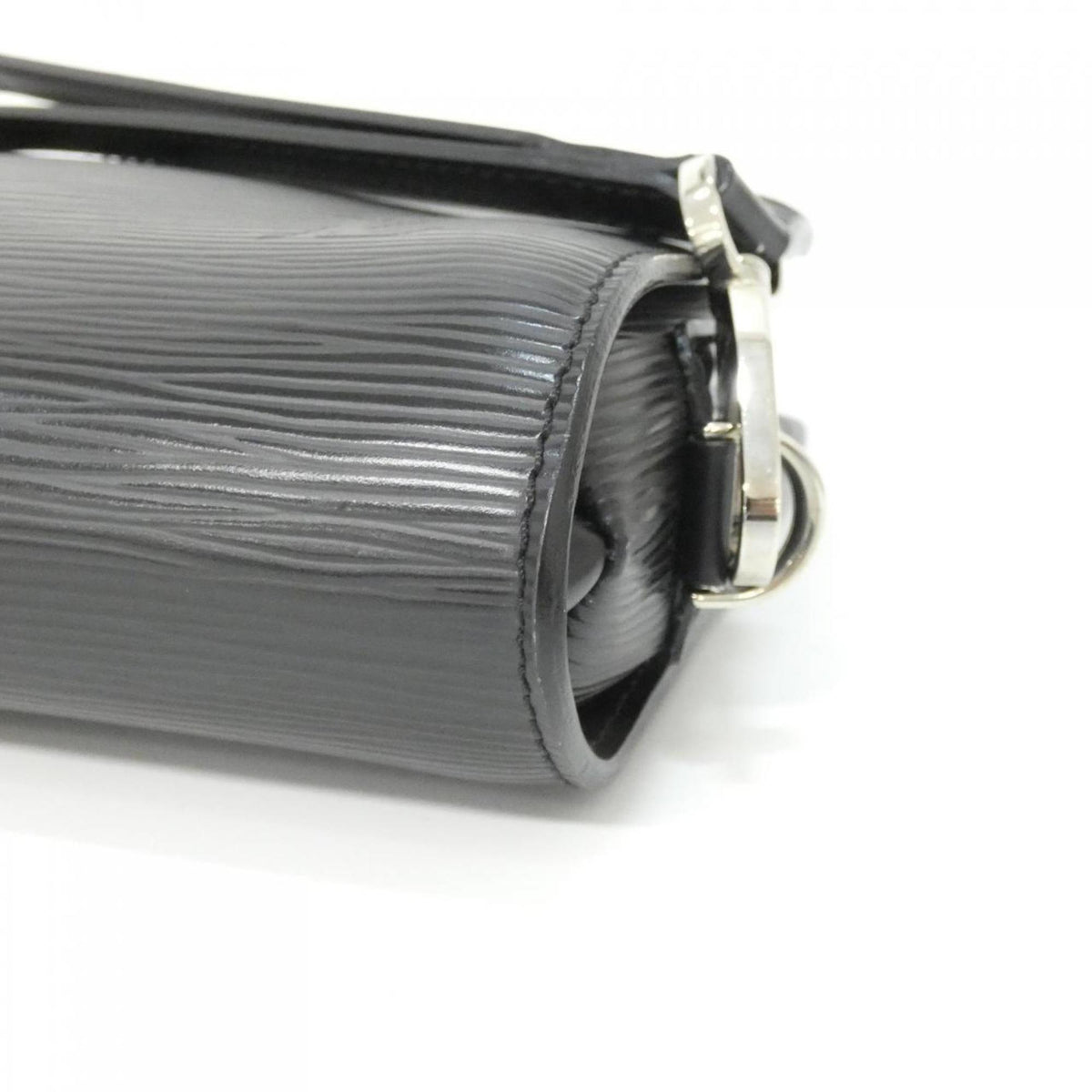 Louis Vuitton Black Leather Clutch Bag (Pre-Owned)