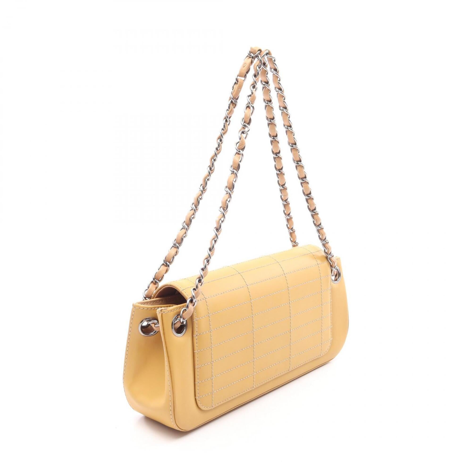 Chanel Yellow Leather Handbag Shoulder Bag (Pre-Owned)
