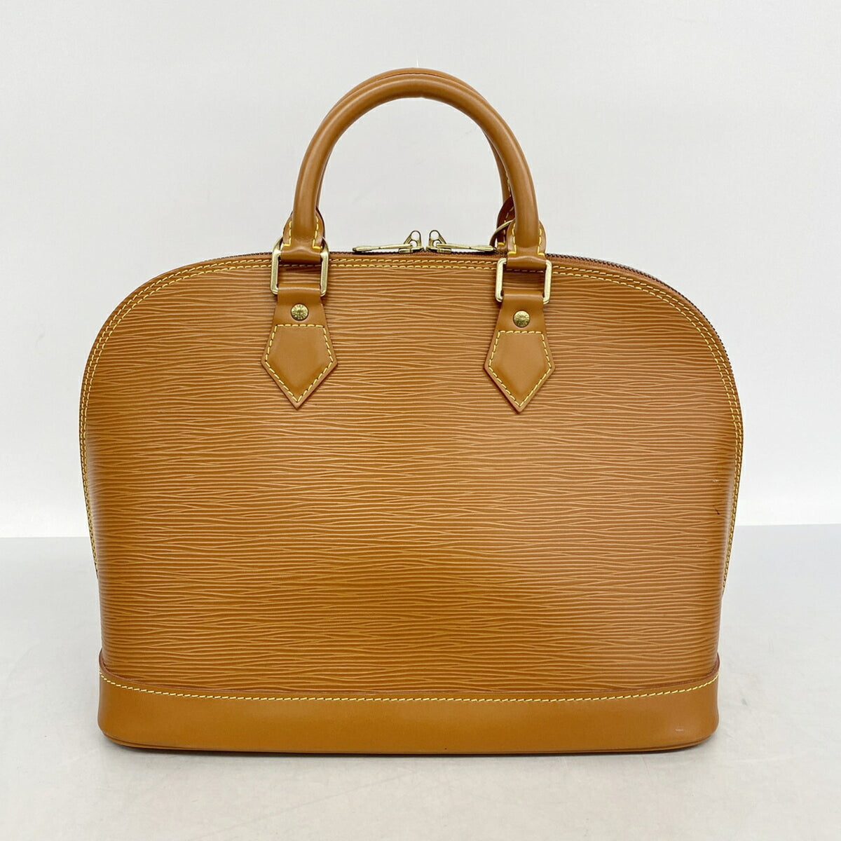 Louis Vuitton Gold Cipango Handbag (Pre-Owned)