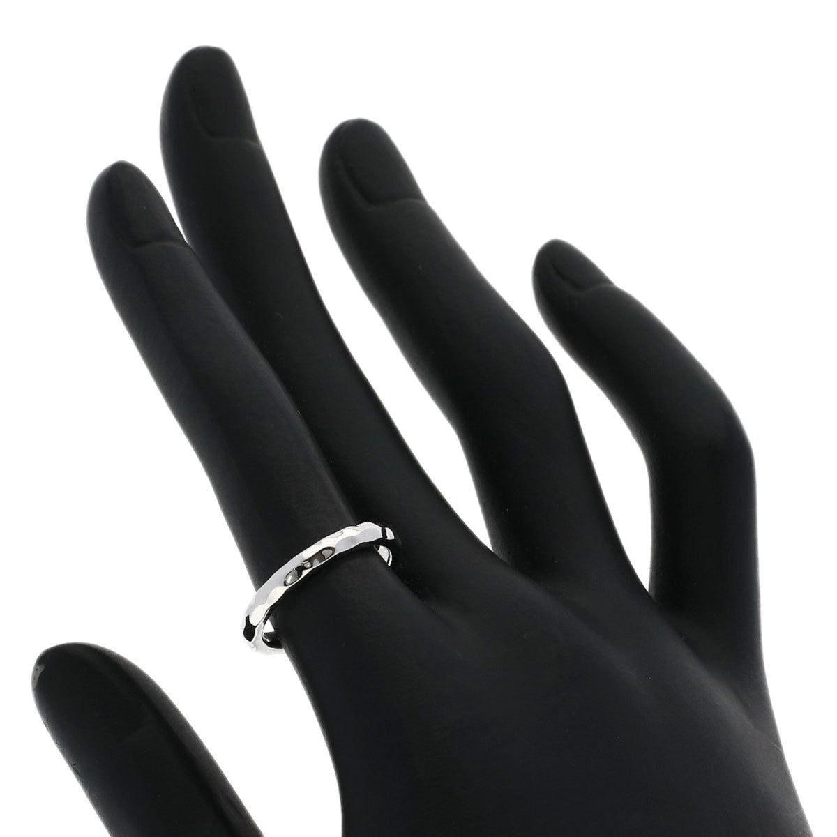 Louis Vuitton White Gold (18K) Band Ring (Pre-Owned)