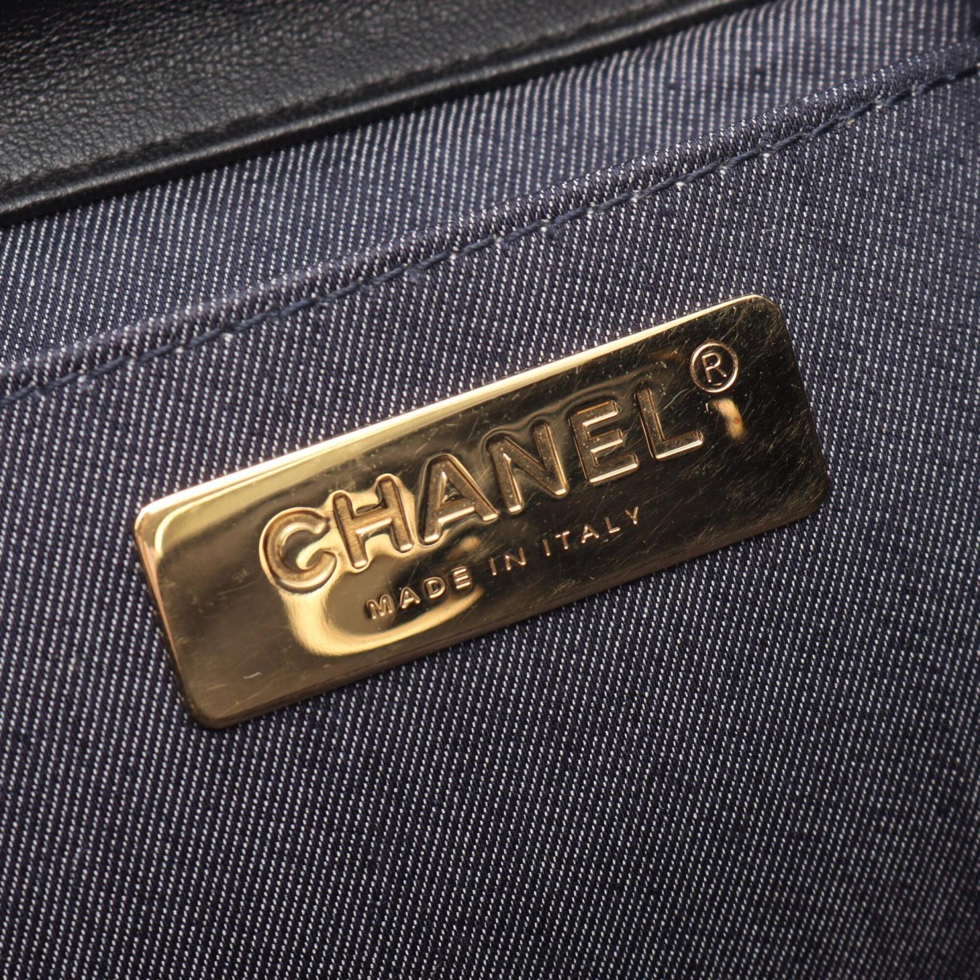 Chanel Black Leather Backpack Handbag (Pre-Owned)