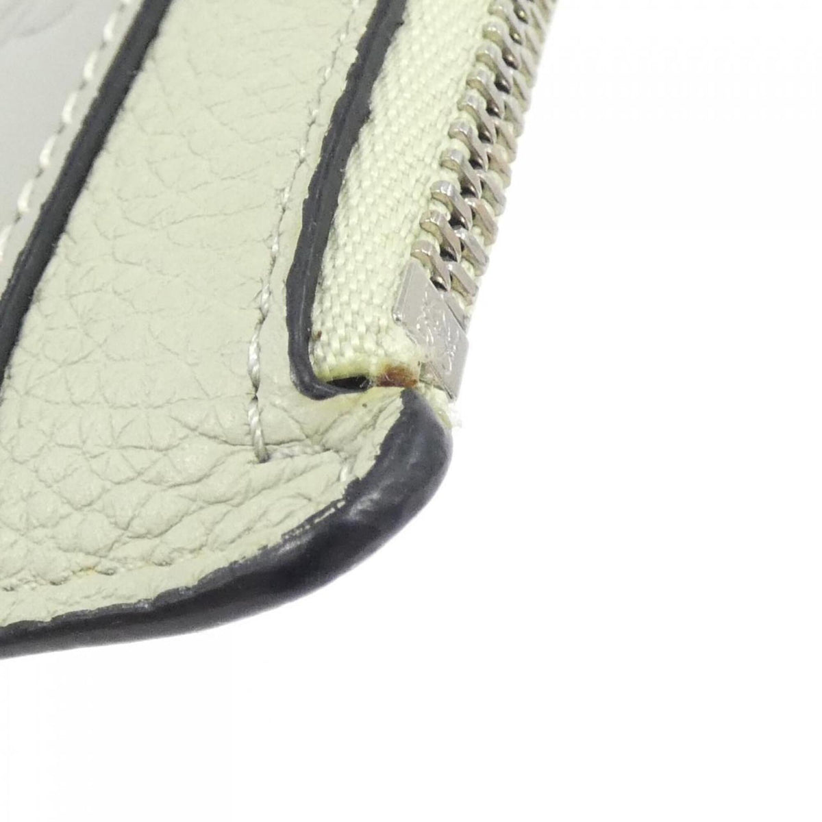 Loewe Gray Green Leather Coin Purse/Coin Case (Pre-Owned)