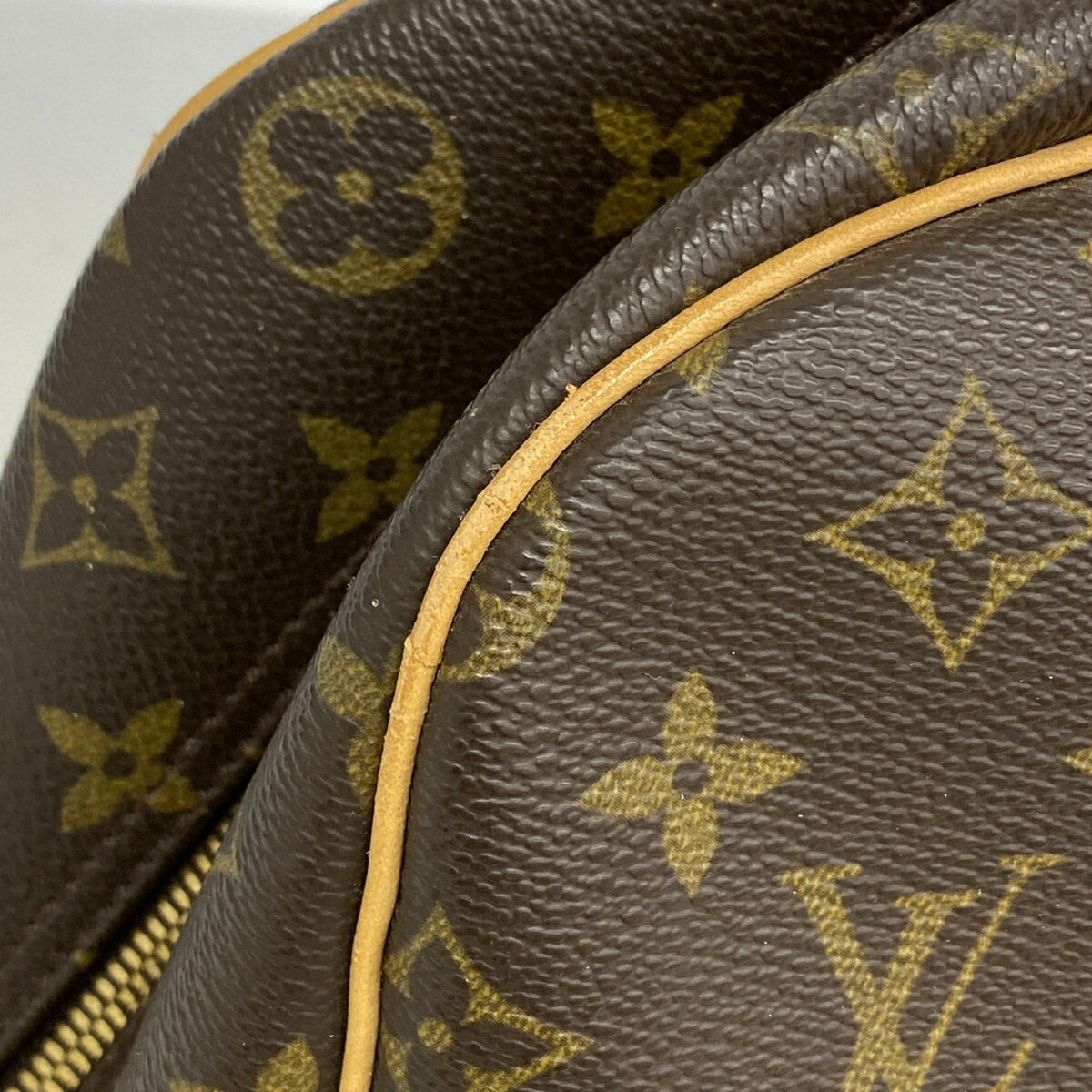 Louis Vuitton Brown Handbag (Pre-Owned)