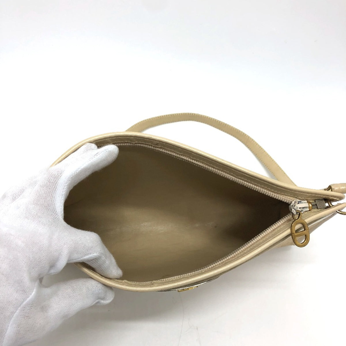 Christian Dior Beige Cloth Shoulder Bag (Pre-Owned)