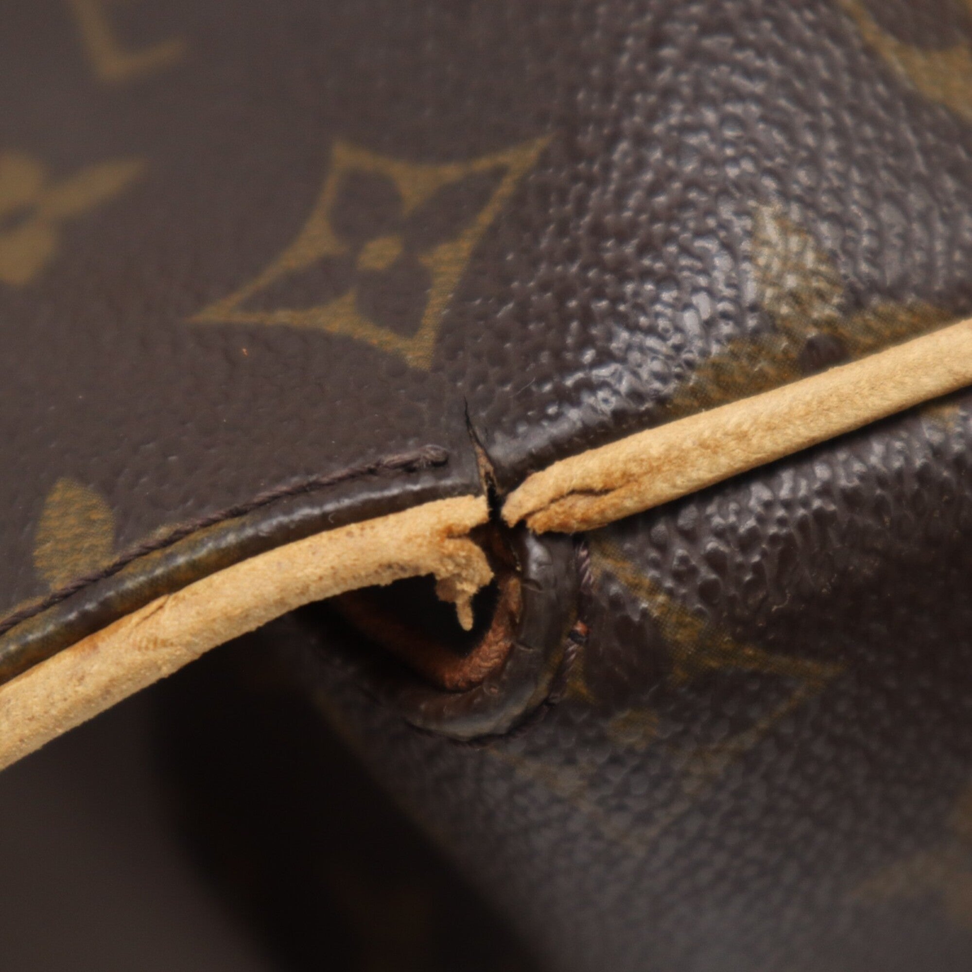 Louis Vuitton Beige Brown Monogram Coated Canvas Leather Shoulder Bag (Pre-Owned)