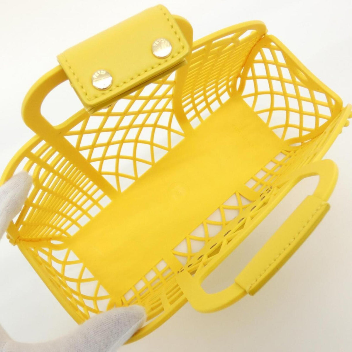 Fendi Yellow Plastic Leather Basket Handbag (Pre-Owned)