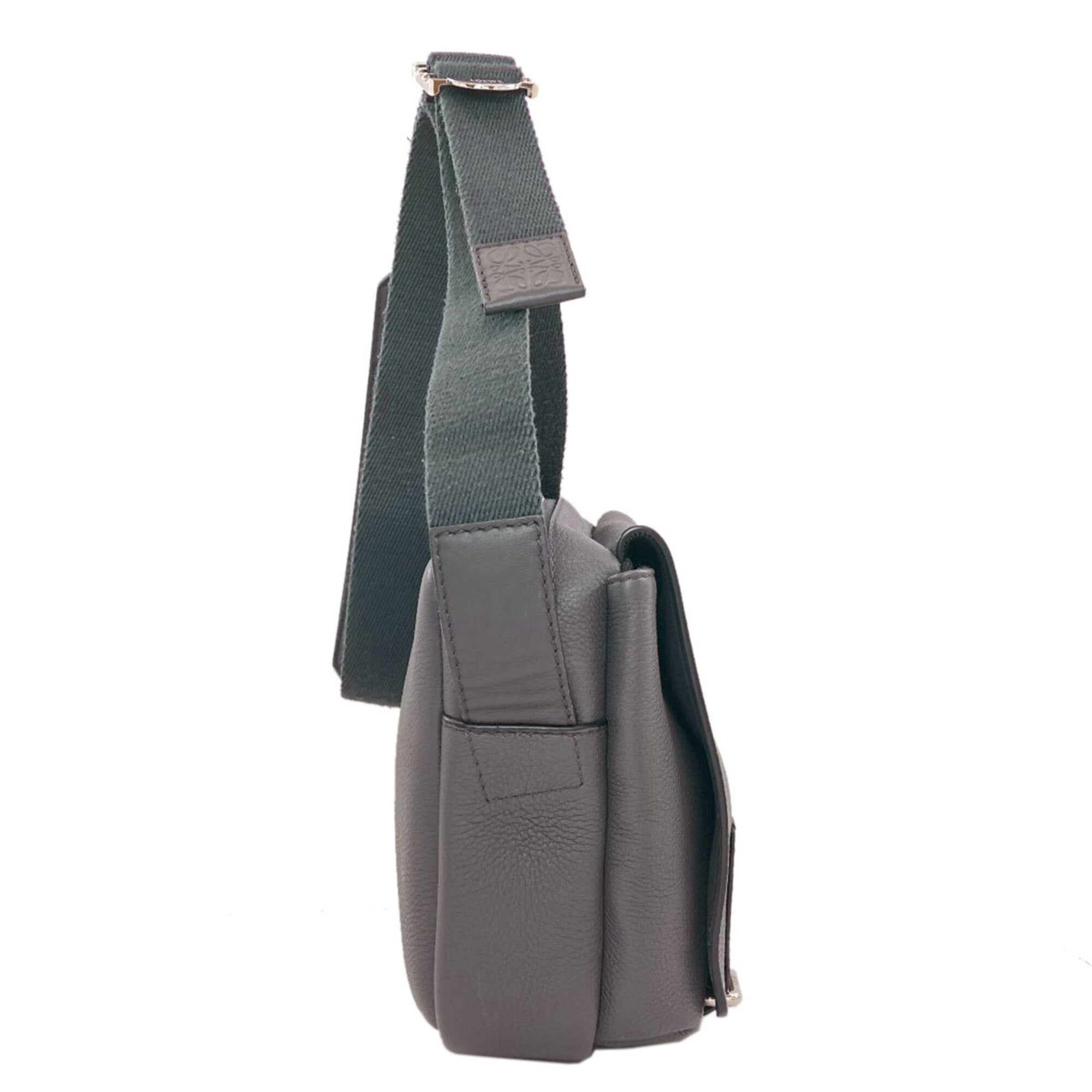 Loewe Gray Leather Messenger Bag Shoulder Bag (Pre-Owned)