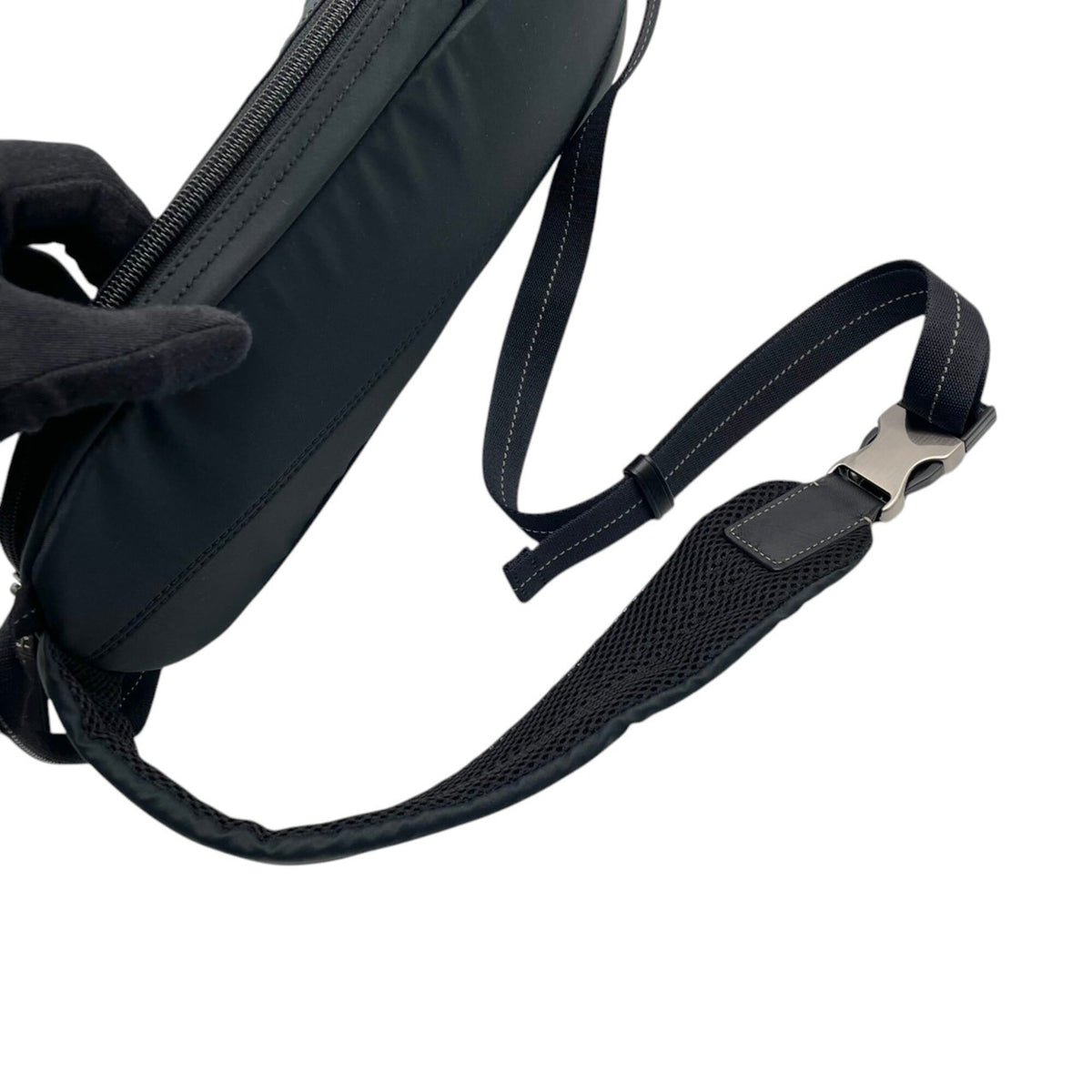 Coach Black Nylon Leather Shoulder Bag Sling Bag (Pre-Owned)