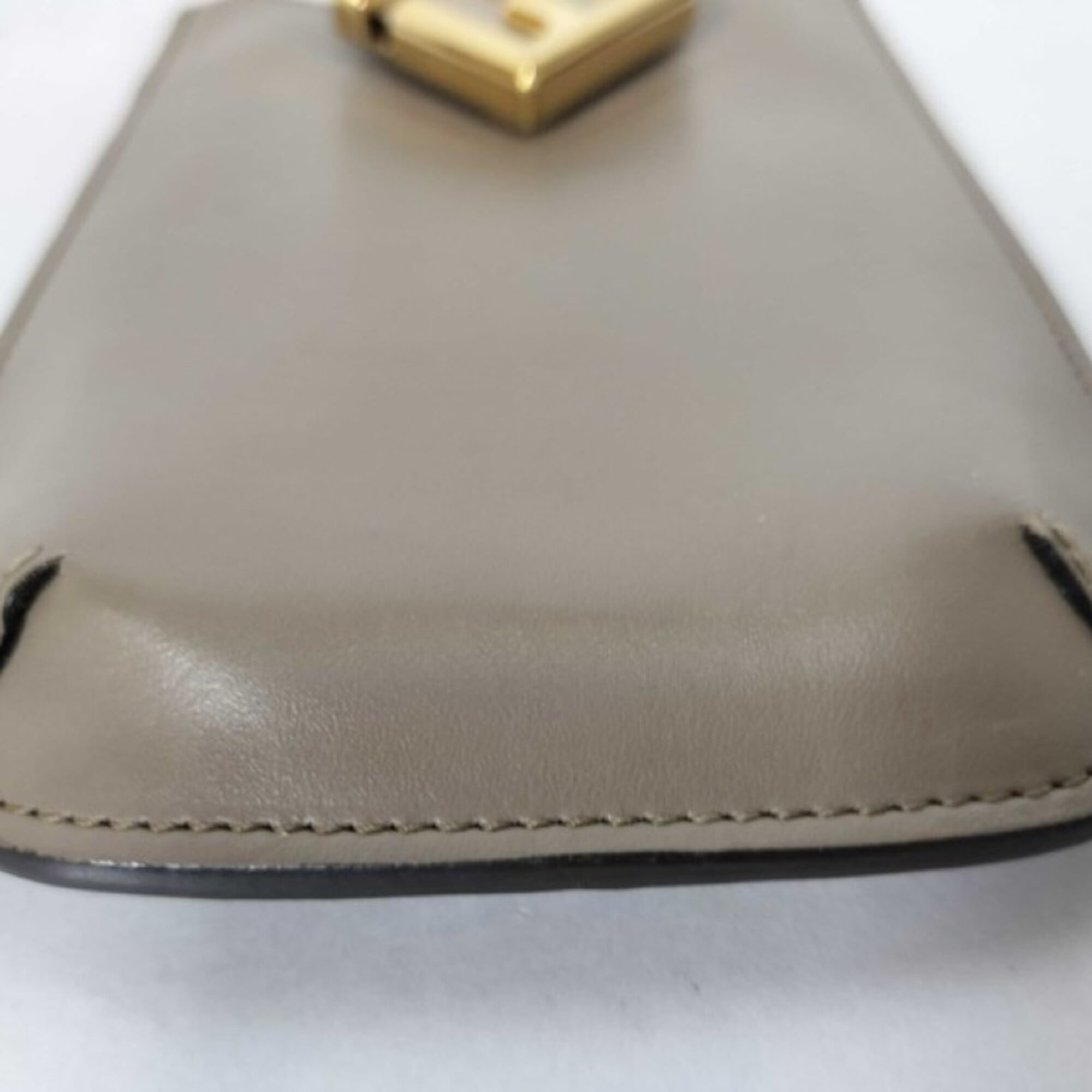 Fendi Grayish Leather Pouch Shoulder Bag (Pre-Owned)