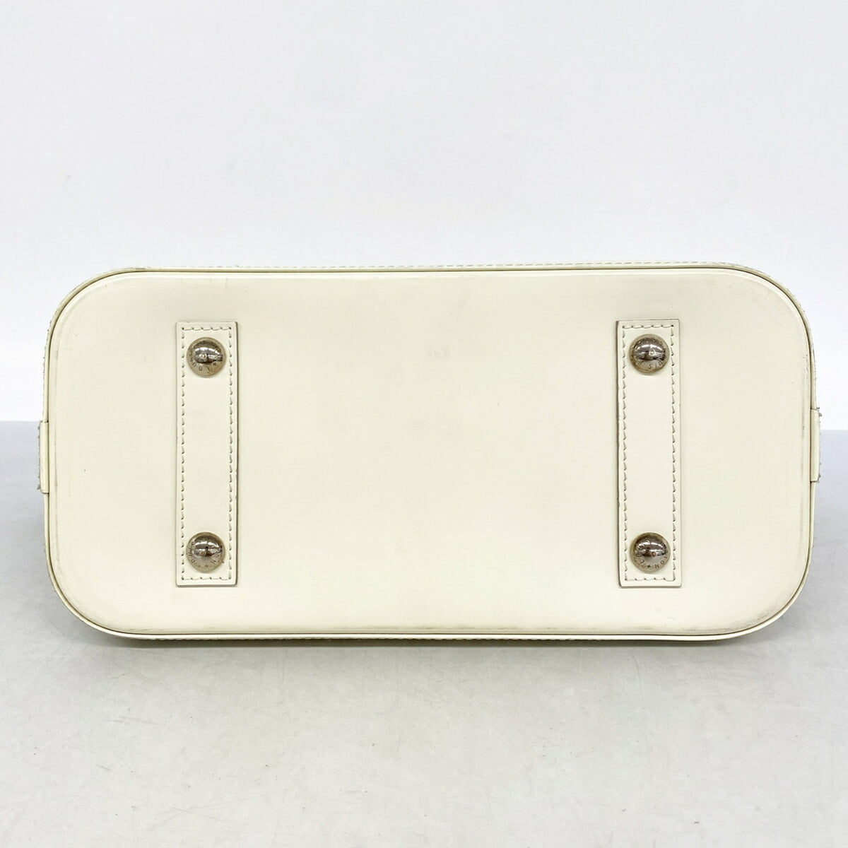Louis Vuitton Lv Off White Handbag (Pre-Owned)