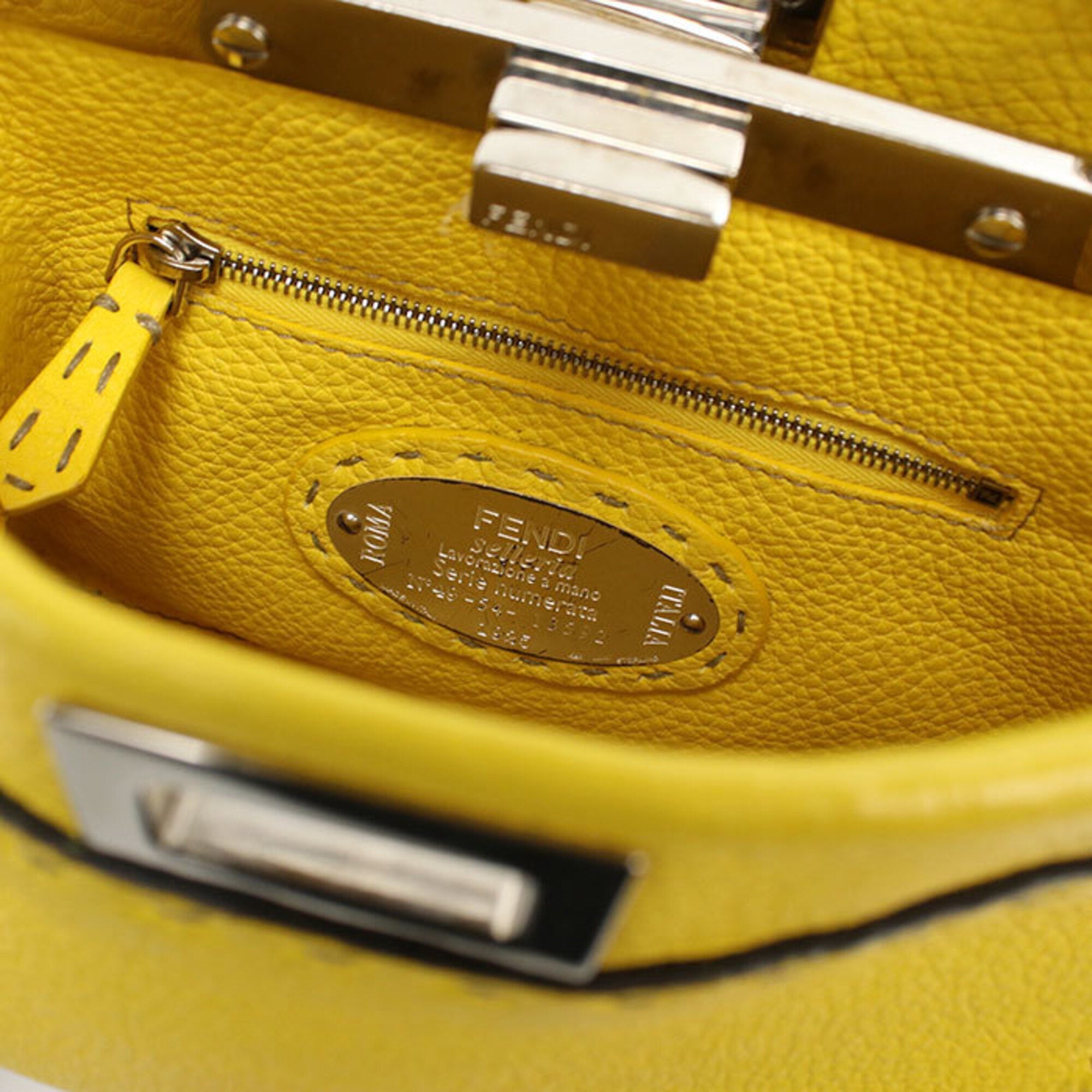 Fendi Yellow Leather Handbag (Pre-Owned)