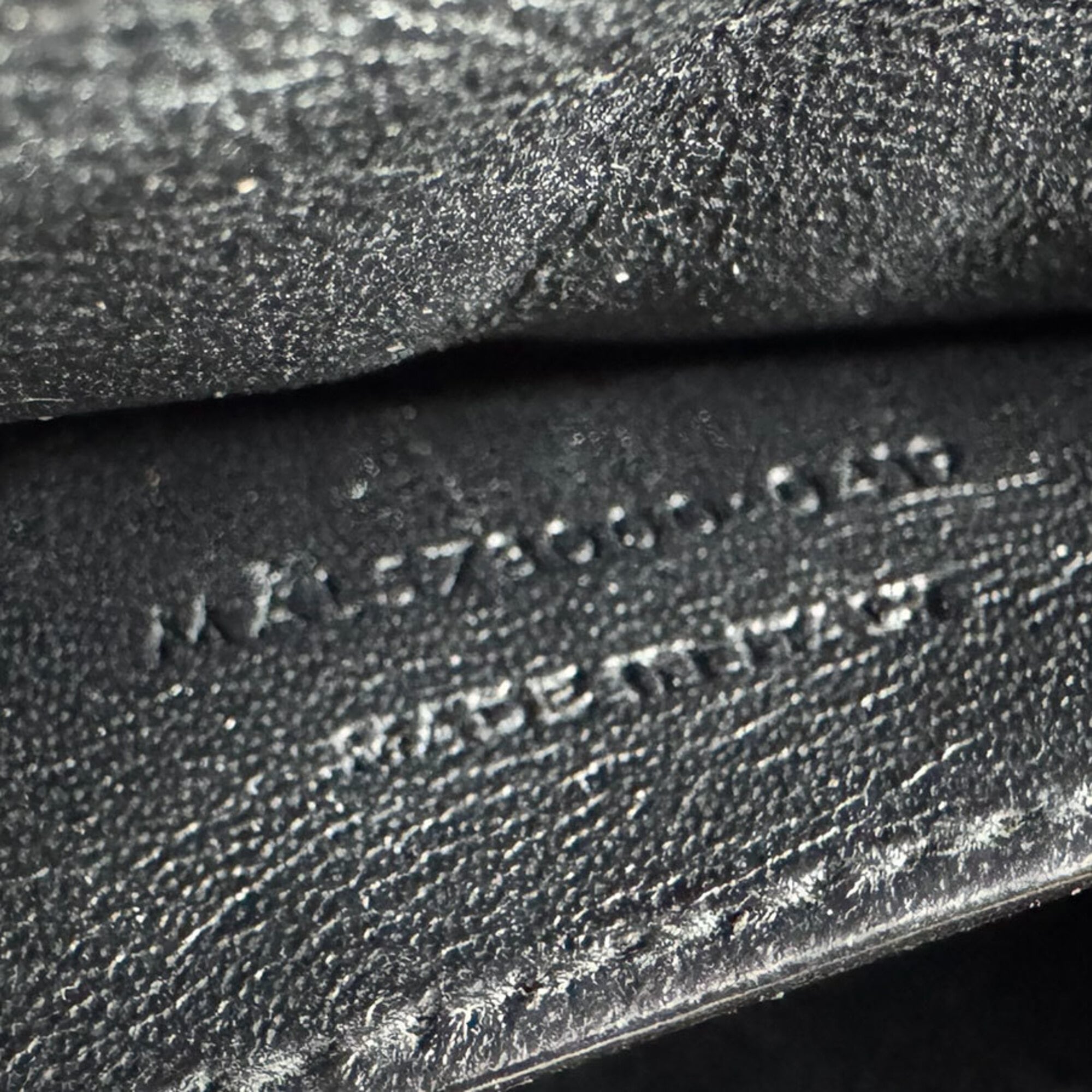 Saint Laurent Bordeaux Leather Handbag Shoulder Bag (Pre-Owned)