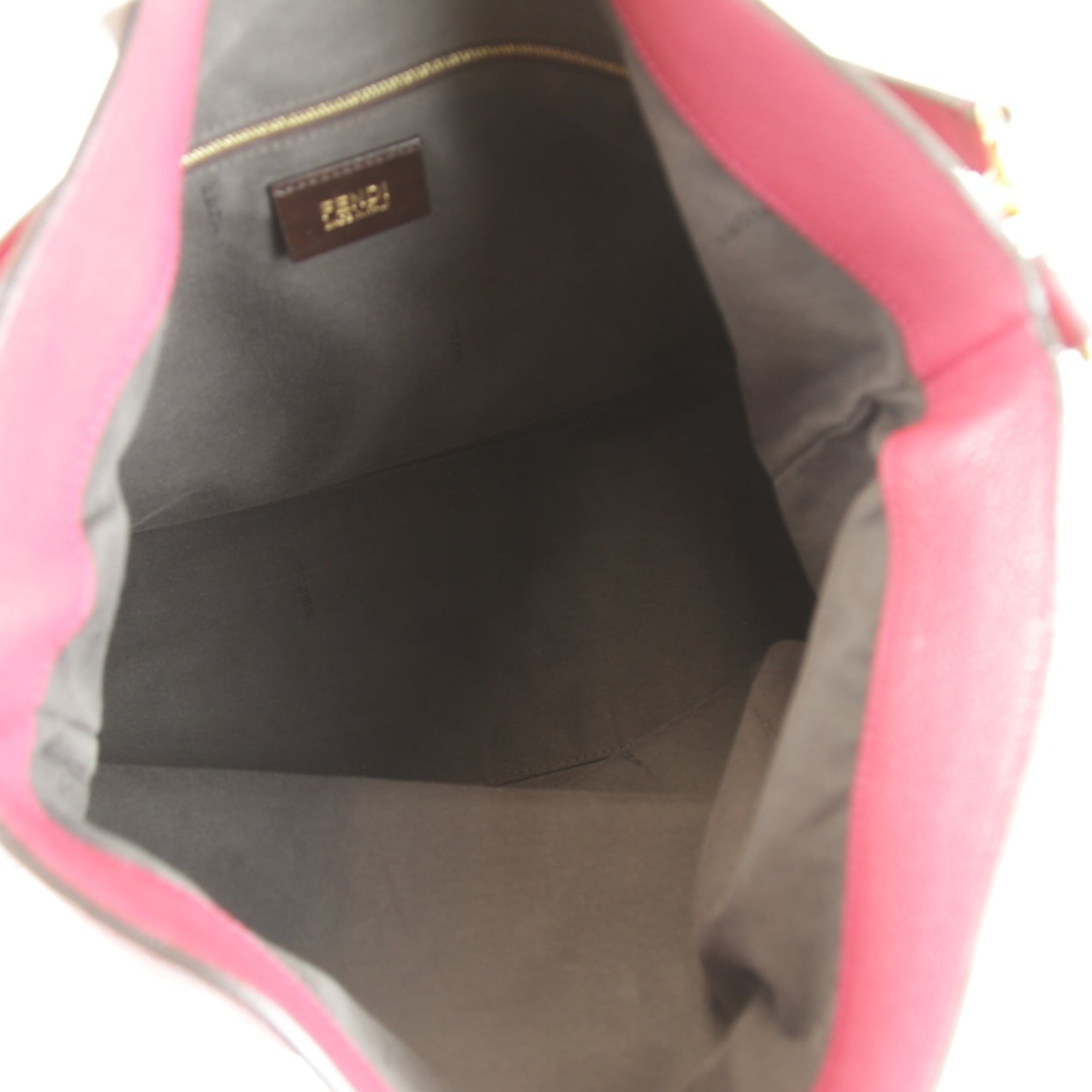 Fendi Pink Leather Shoulder Bag (Pre-Owned)