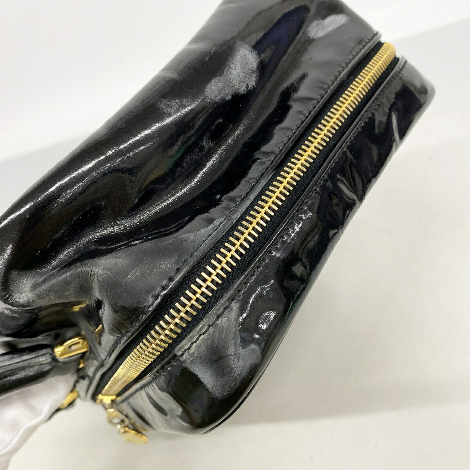 Chanel Black Patent Leather Vanity Bag (Pre-Owned)