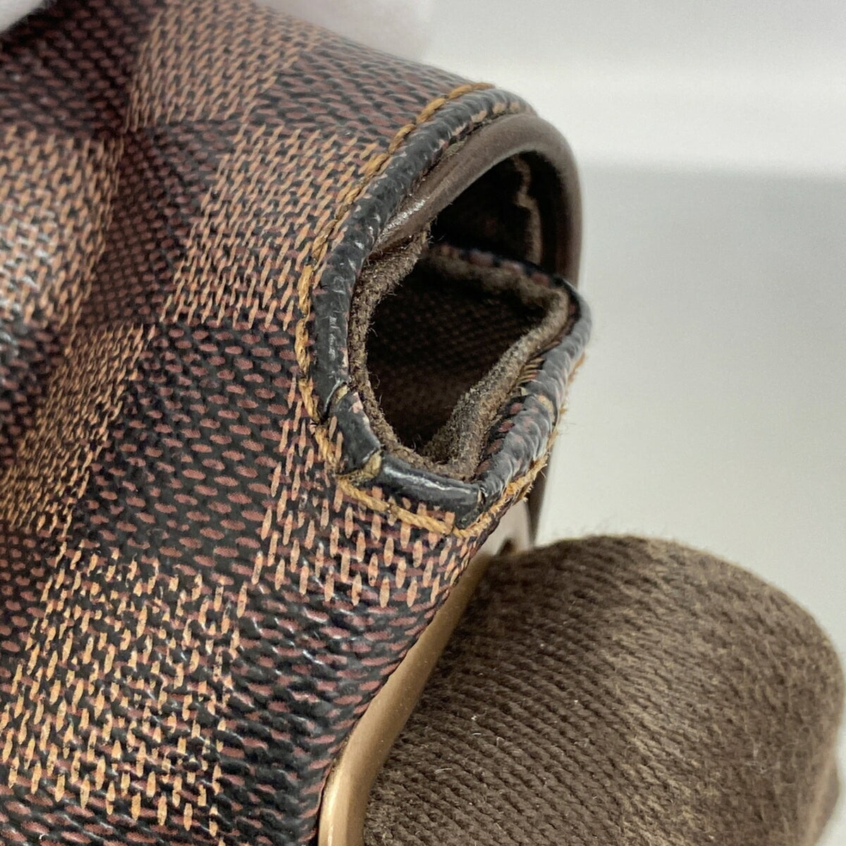 Louis Vuitton Ebene Shoulder Bag (Pre-Owned)