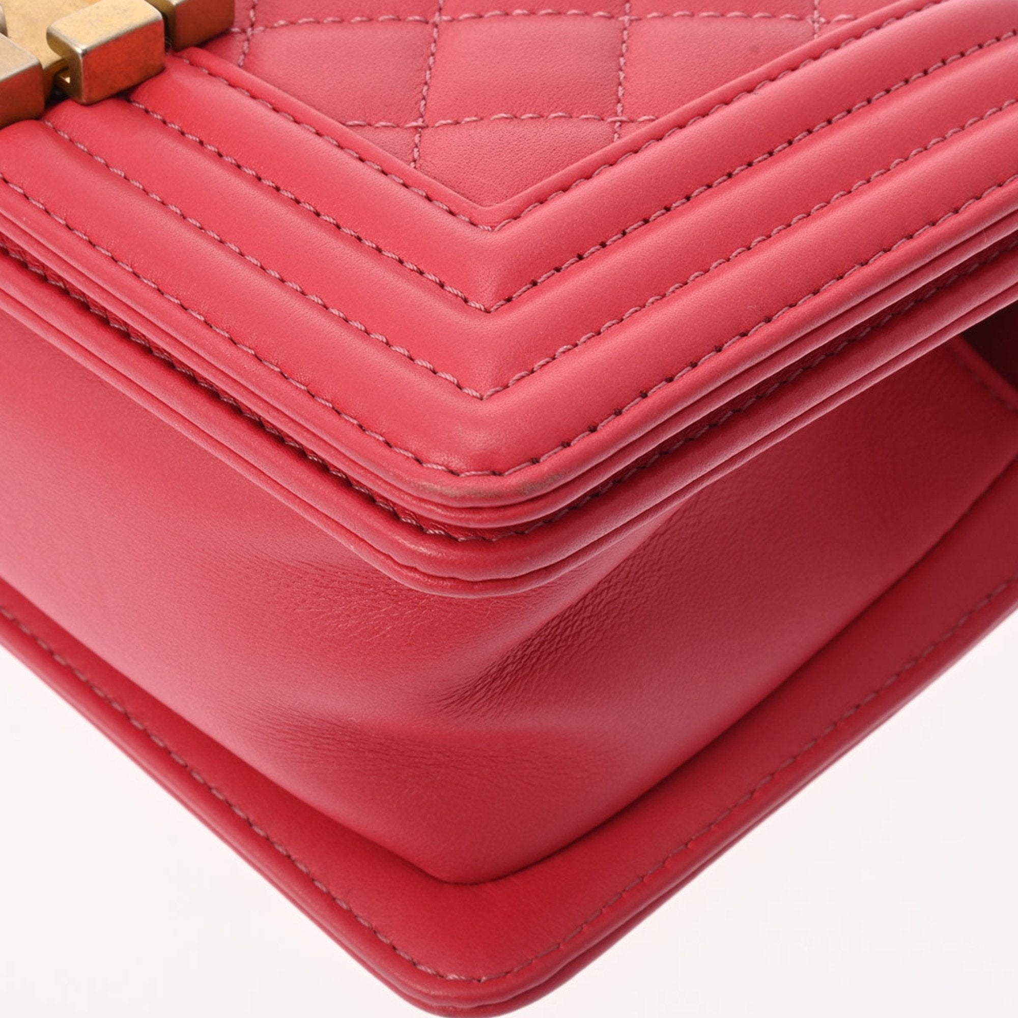 Chanel Boy Chanel Pink Caviar Leather Shoulder Bag (Pre-Owned)