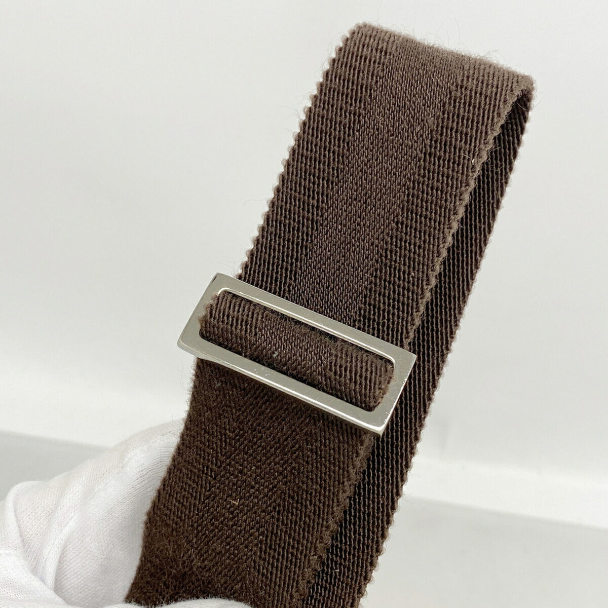 Gucci Beige Brown Canvas Shoulder Bag (Pre-Owned)