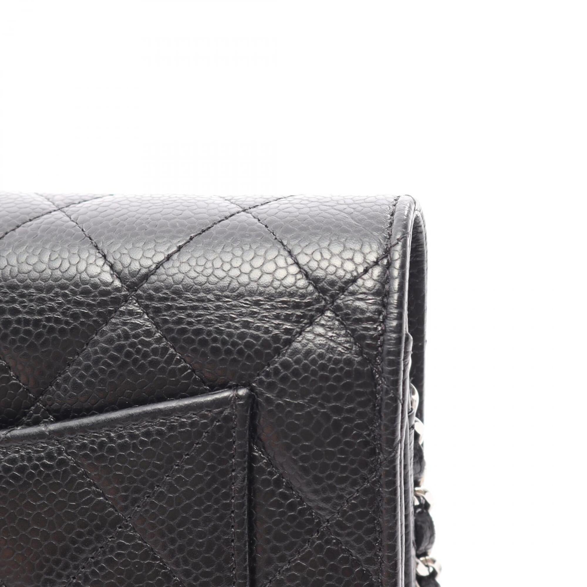 Chanel Black Grained Calfskin Handbag Shoulder Bag (Pre-Owned)