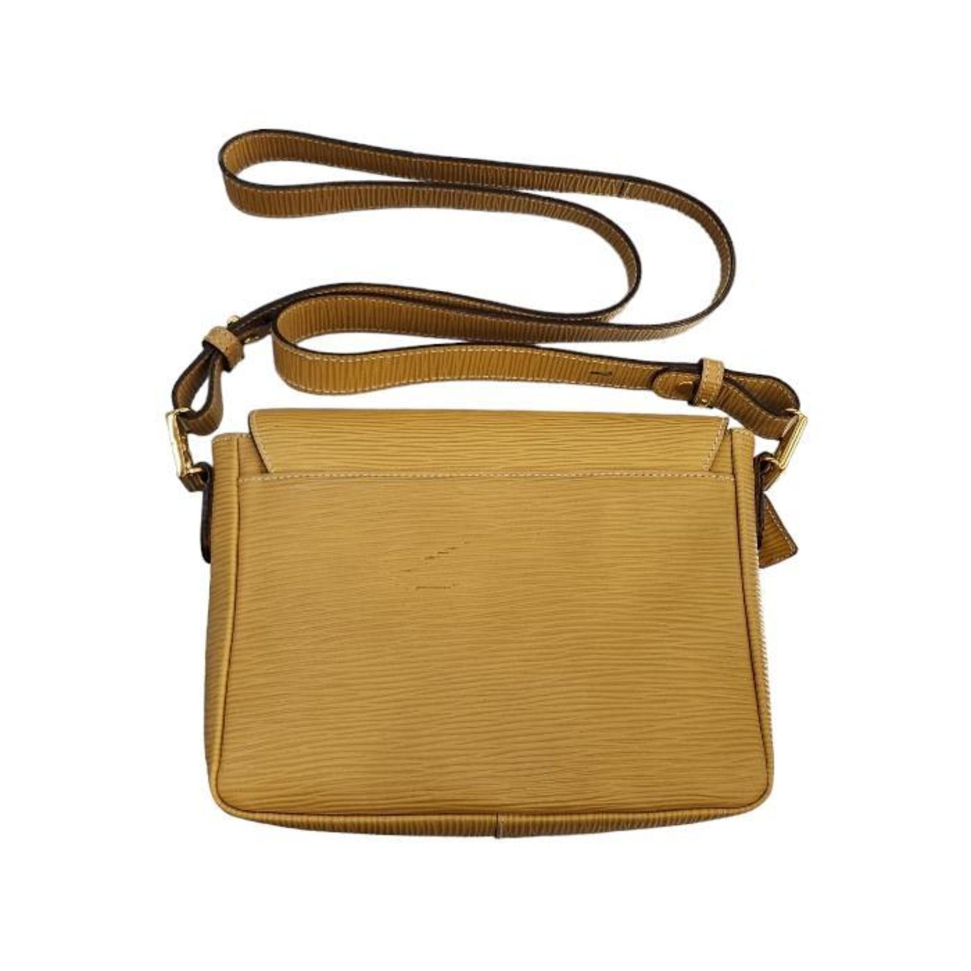 Fendi Yellow Leather Shoulder Bag (Pre-Owned)
