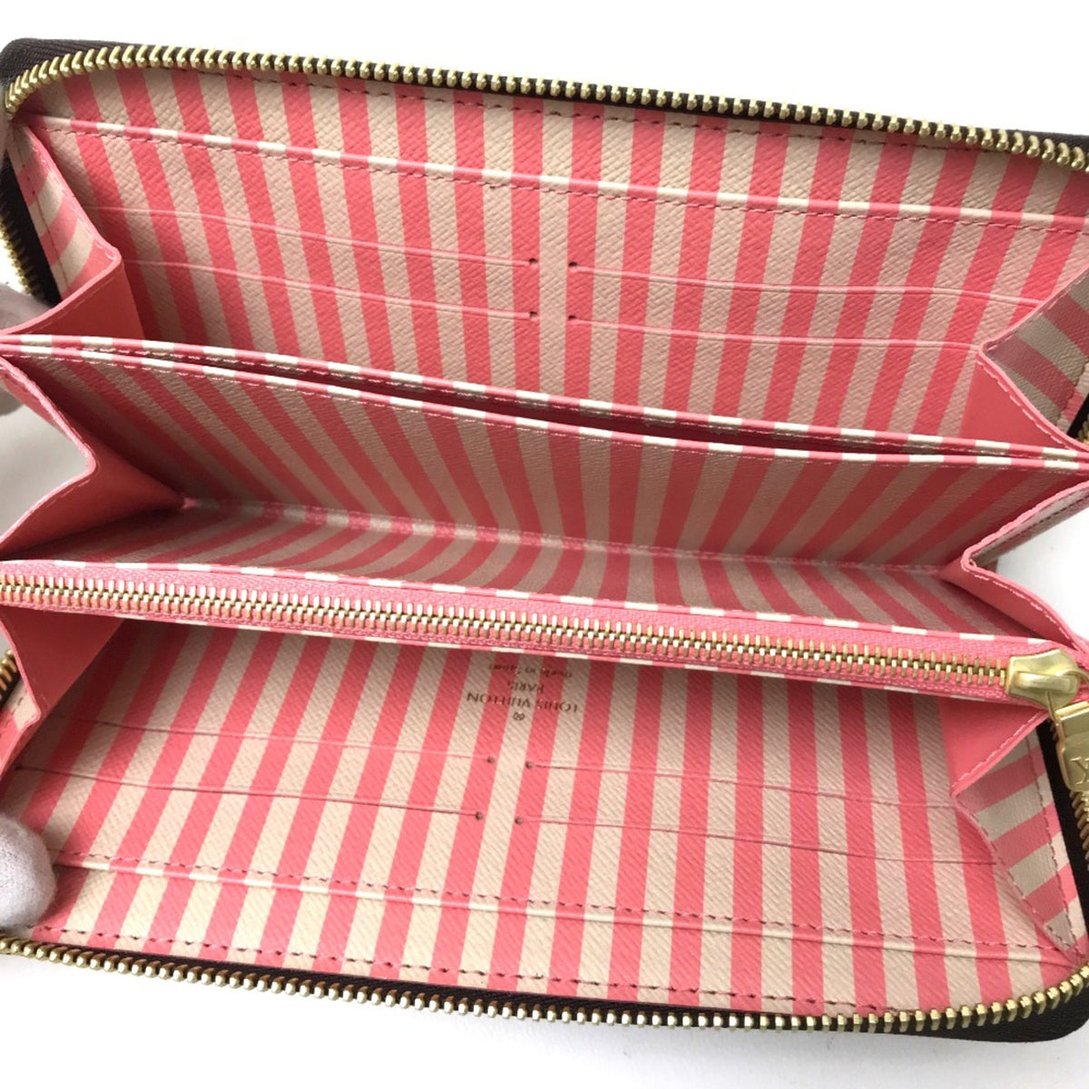 Louis Vuitton Brown Other Long Wallet (Bi-Fold) (Pre-Owned)