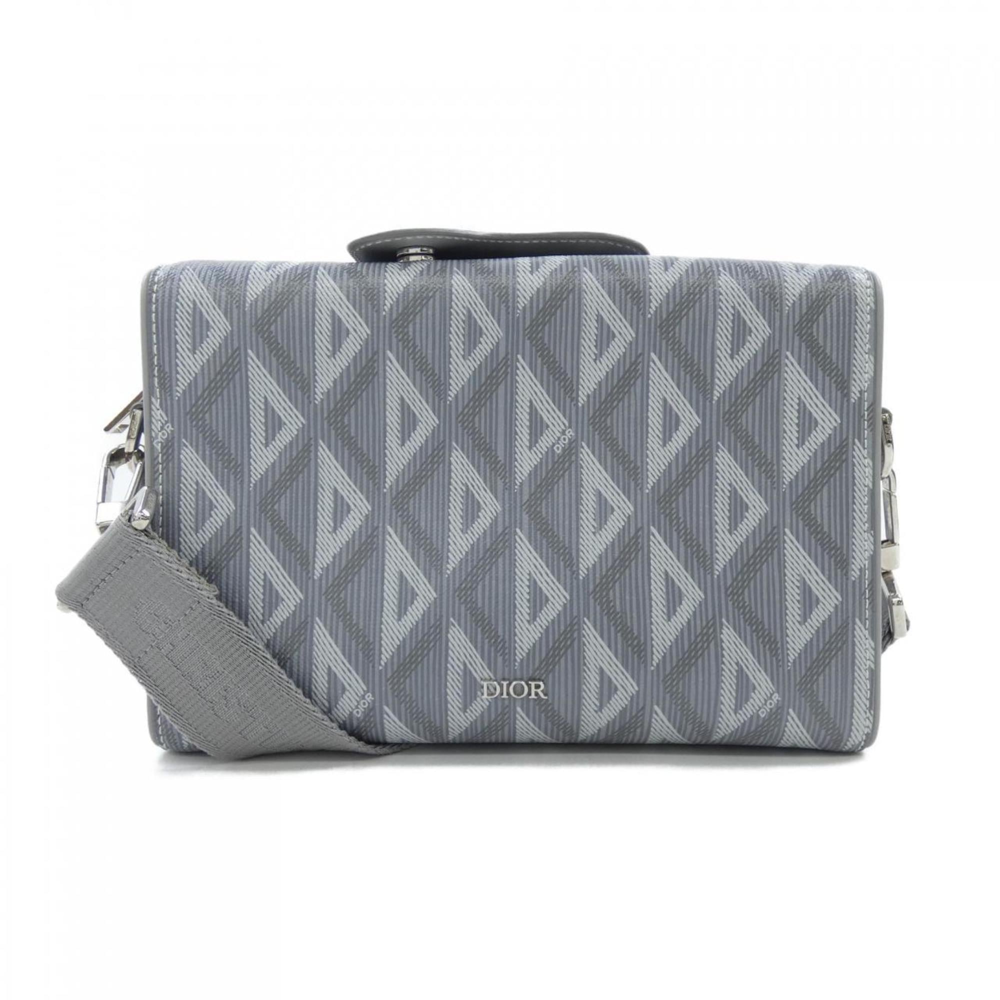 Christian Dior Gray Handbag (Pre-Owned)