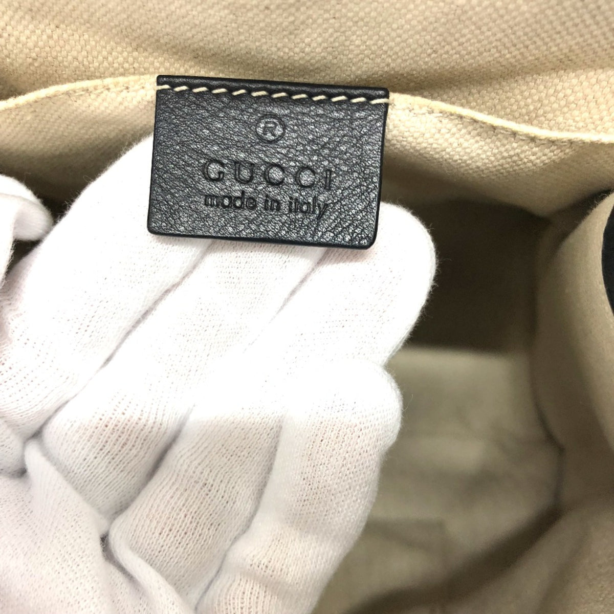 Gucci Black Leather Backpack (Pre-Owned)
