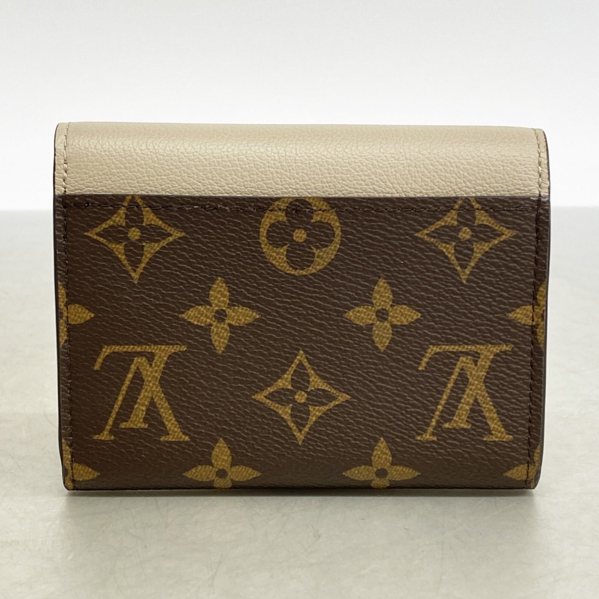 Louis Vuitton Grayish Wallet (Tri-Fold) (Pre-Owned)