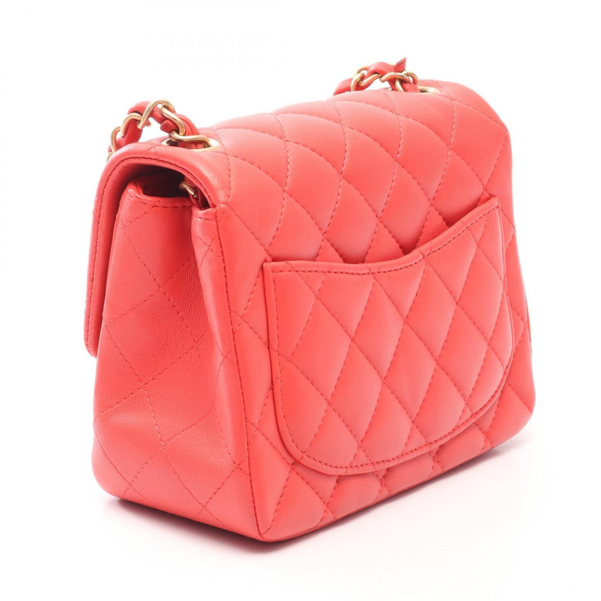 Chanel Pink Leather Handbag Shoulder Bag (Pre-Owned)