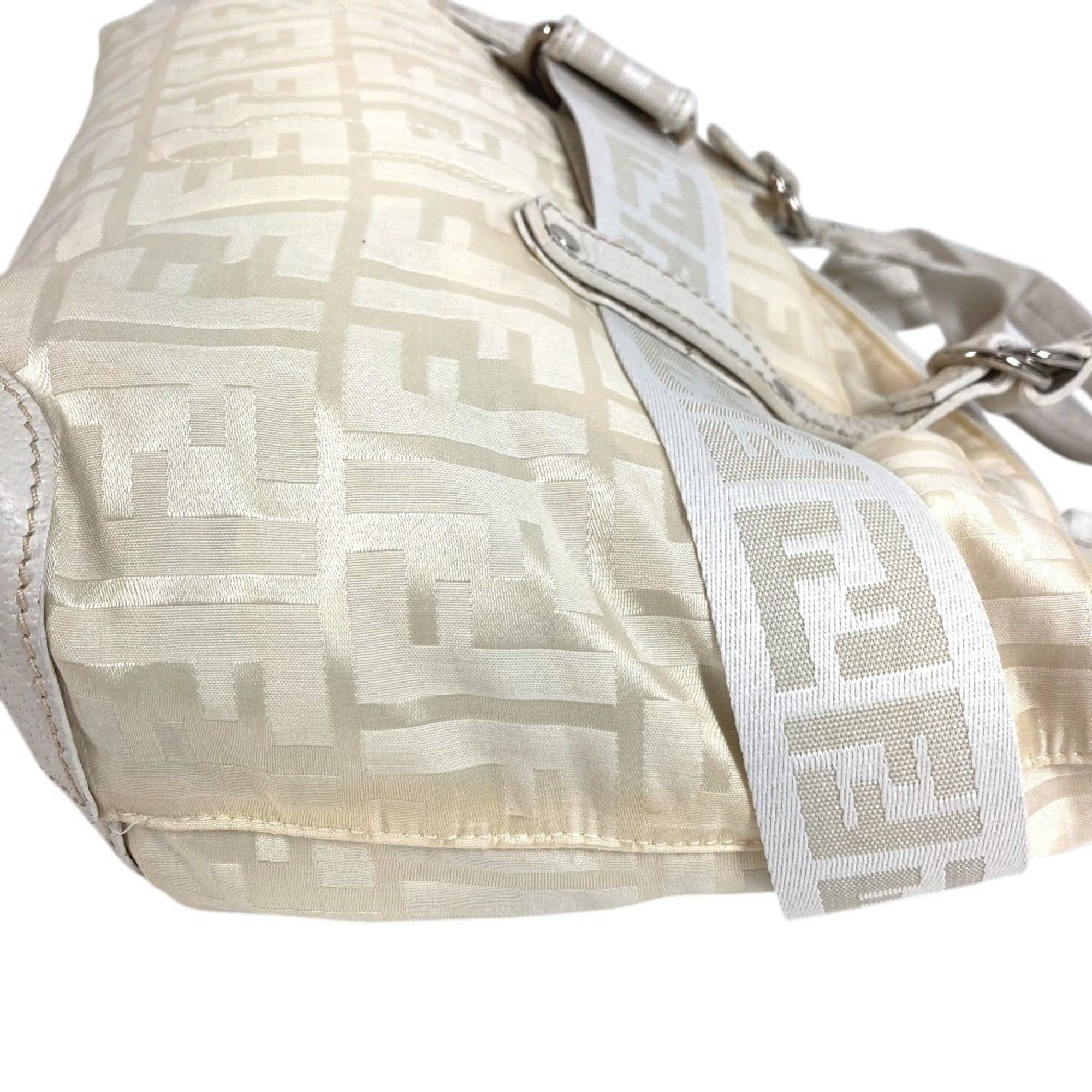 Fendi White Nylon Canvas Leather Handbag Shoulder Bag Tote Bag (Pre-Owned)
