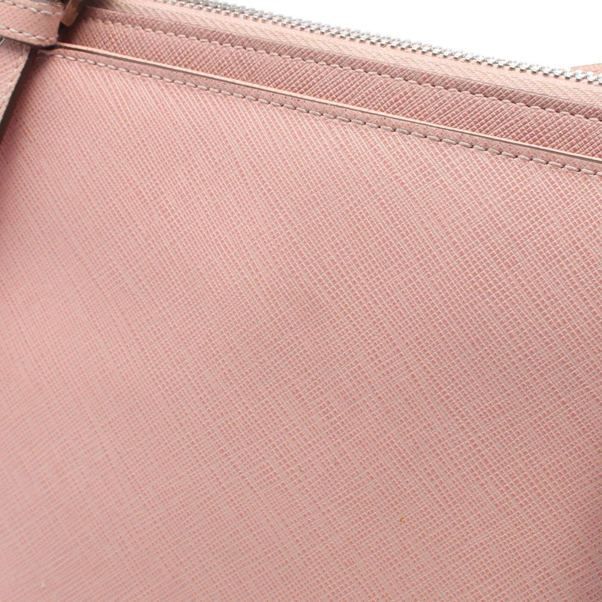 Salvatore Ferragamo Pink Leather Handbag (Pre-Owned)