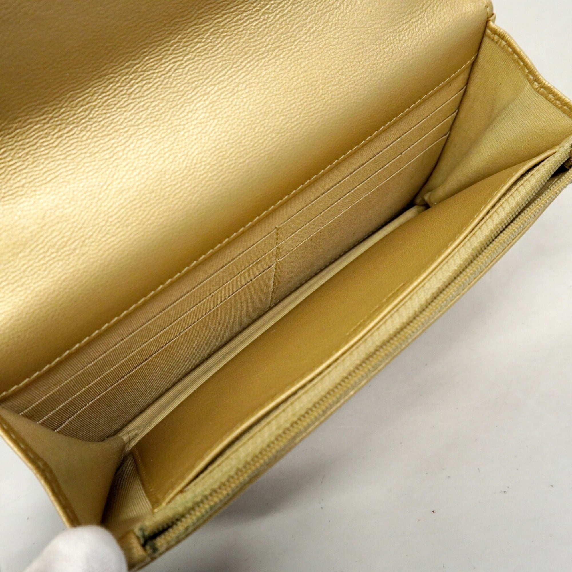 Chanel Brown Leather Chain/Shoulder Wallet (Pre-Owned)