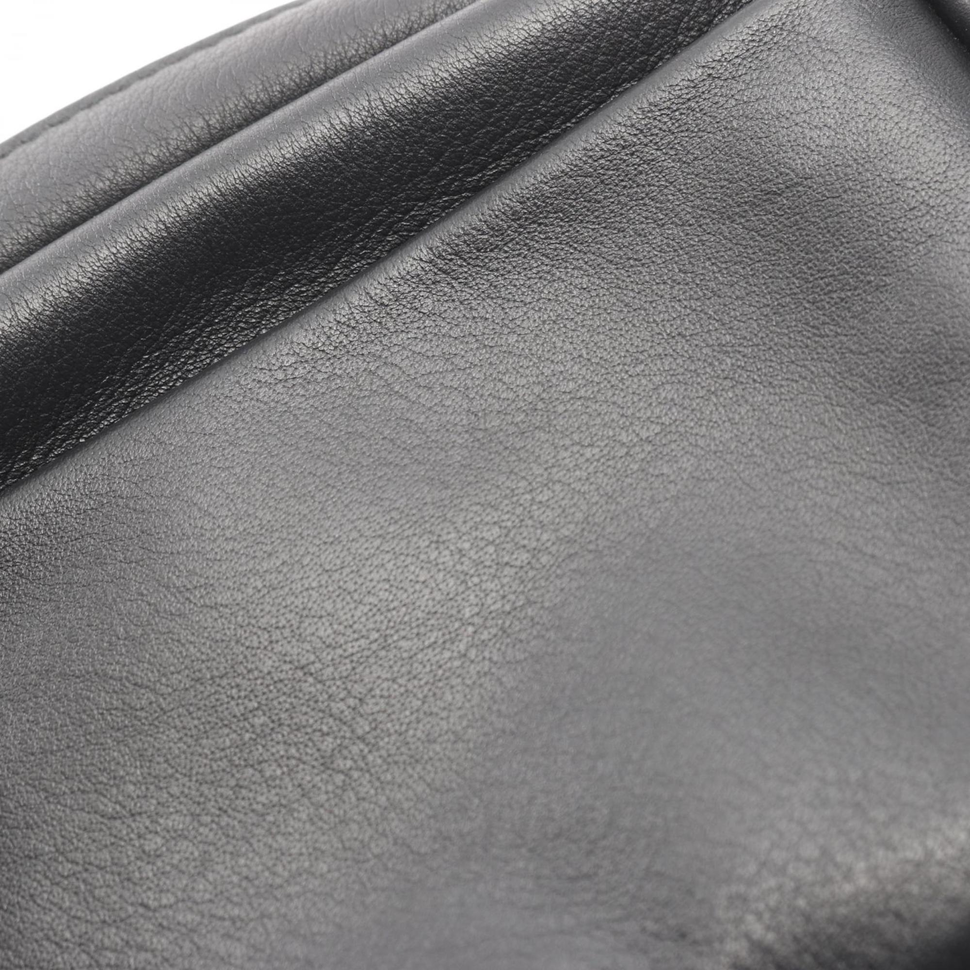 Balenciaga Black Leather Shoulder Bag (Pre-Owned)