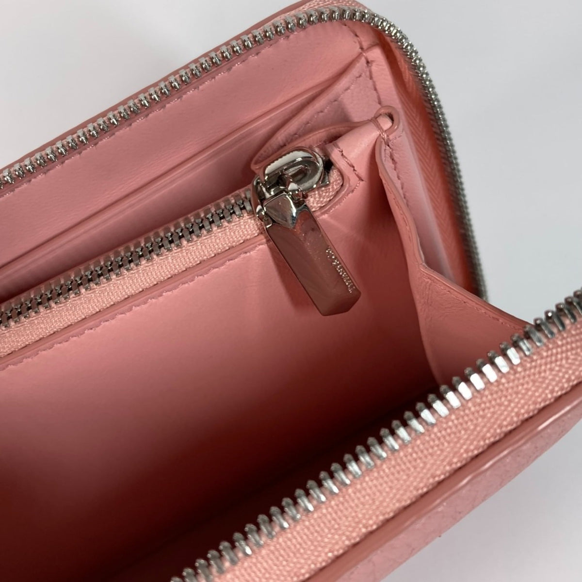 Tiffany Pink Leather Long Wallet (Bi-Fold) (Pre-Owned)