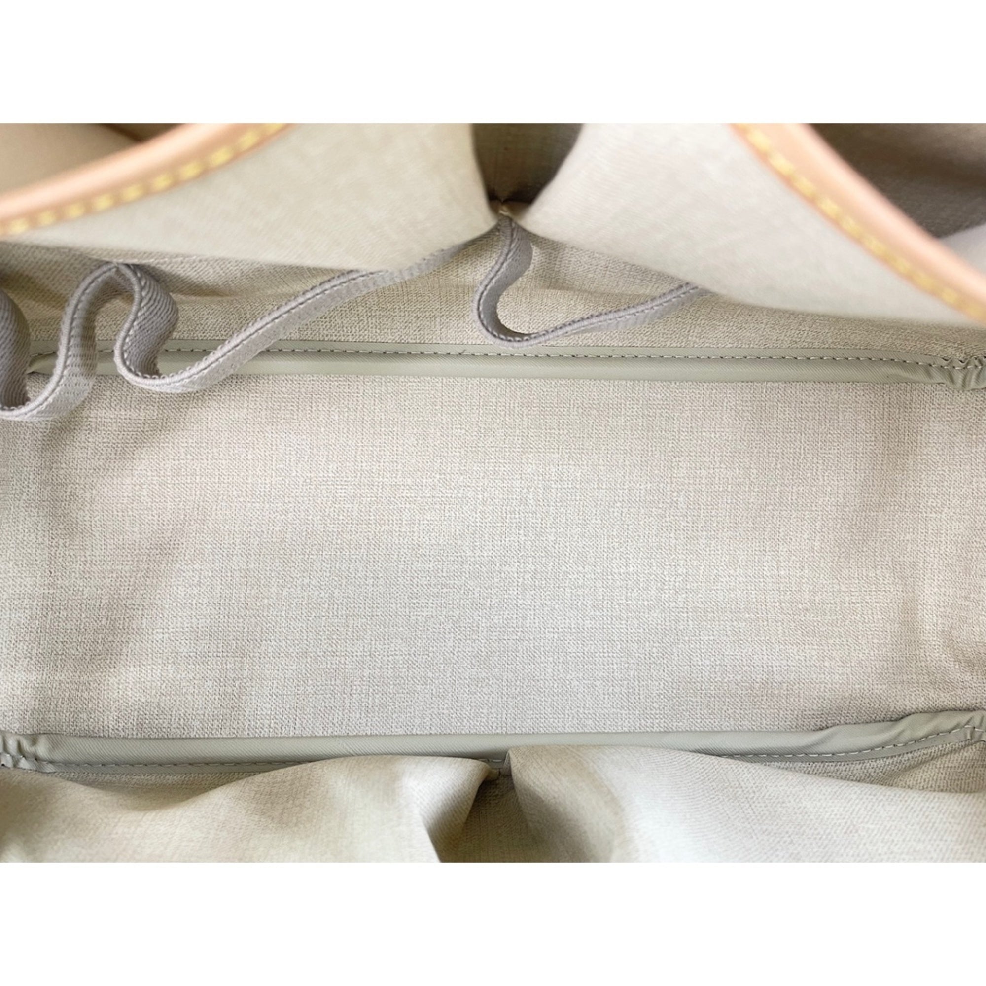 Louis Vuitton Brown Handbag (Pre-Owned)
