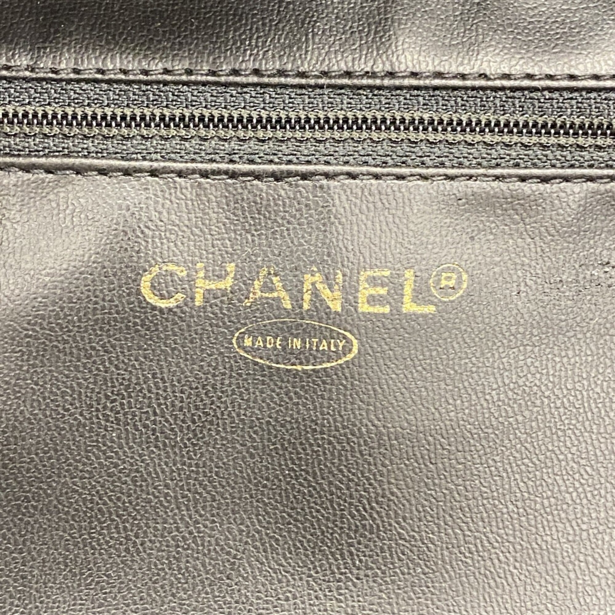 Chanel Black Grained Calfskin Vanity Bag (Pre-Owned)