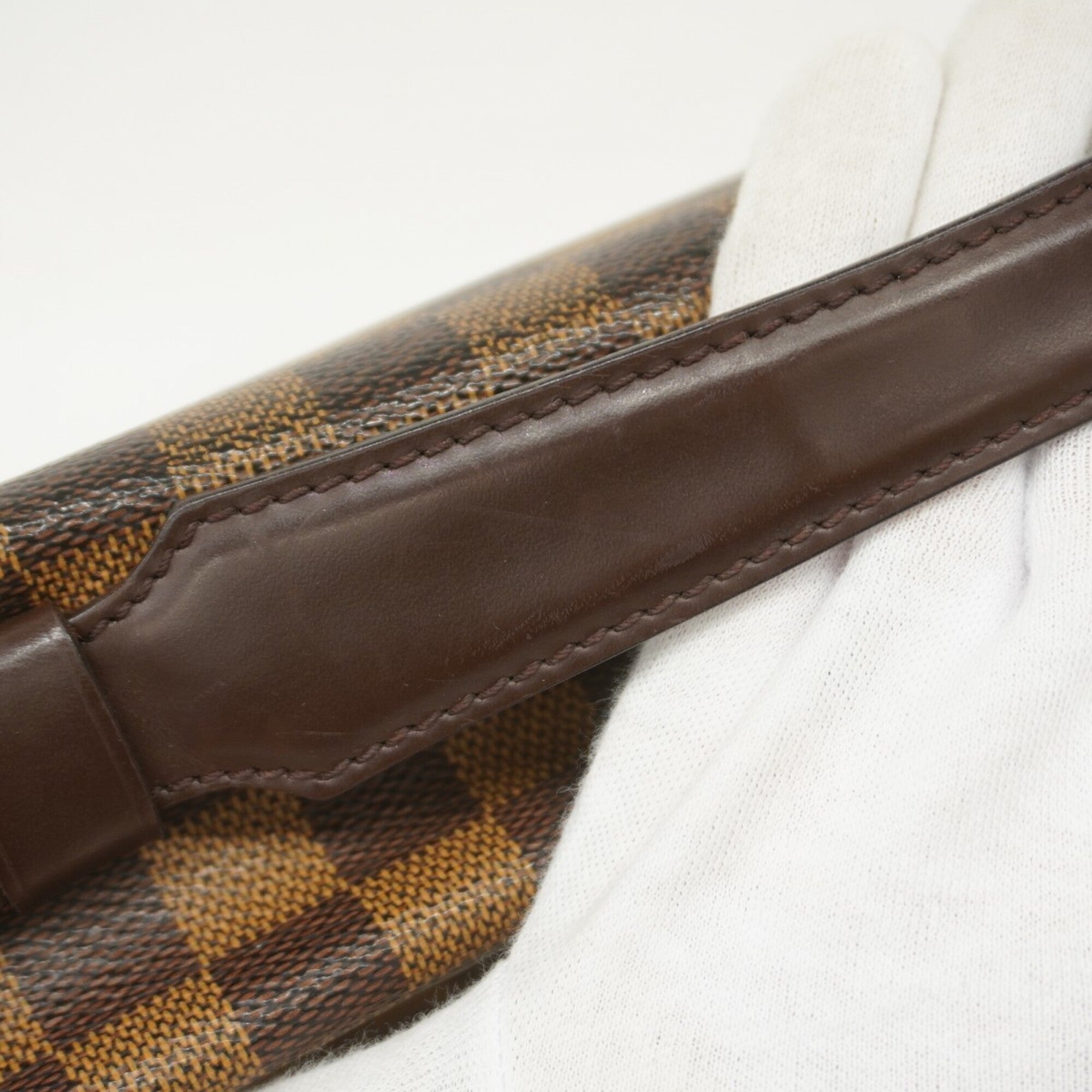 Louis Vuitton Ebene Handbag (Pre-Owned)