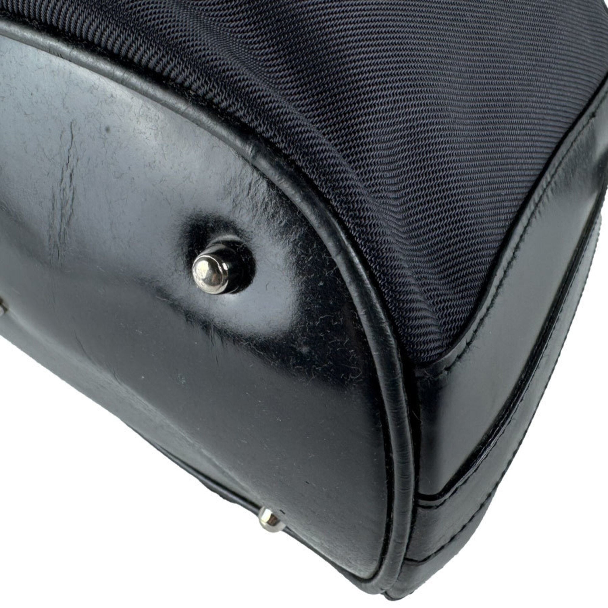 Gucci Black Nylon Canvas Leather Handbag Shoulder Bag (Pre-Owned)