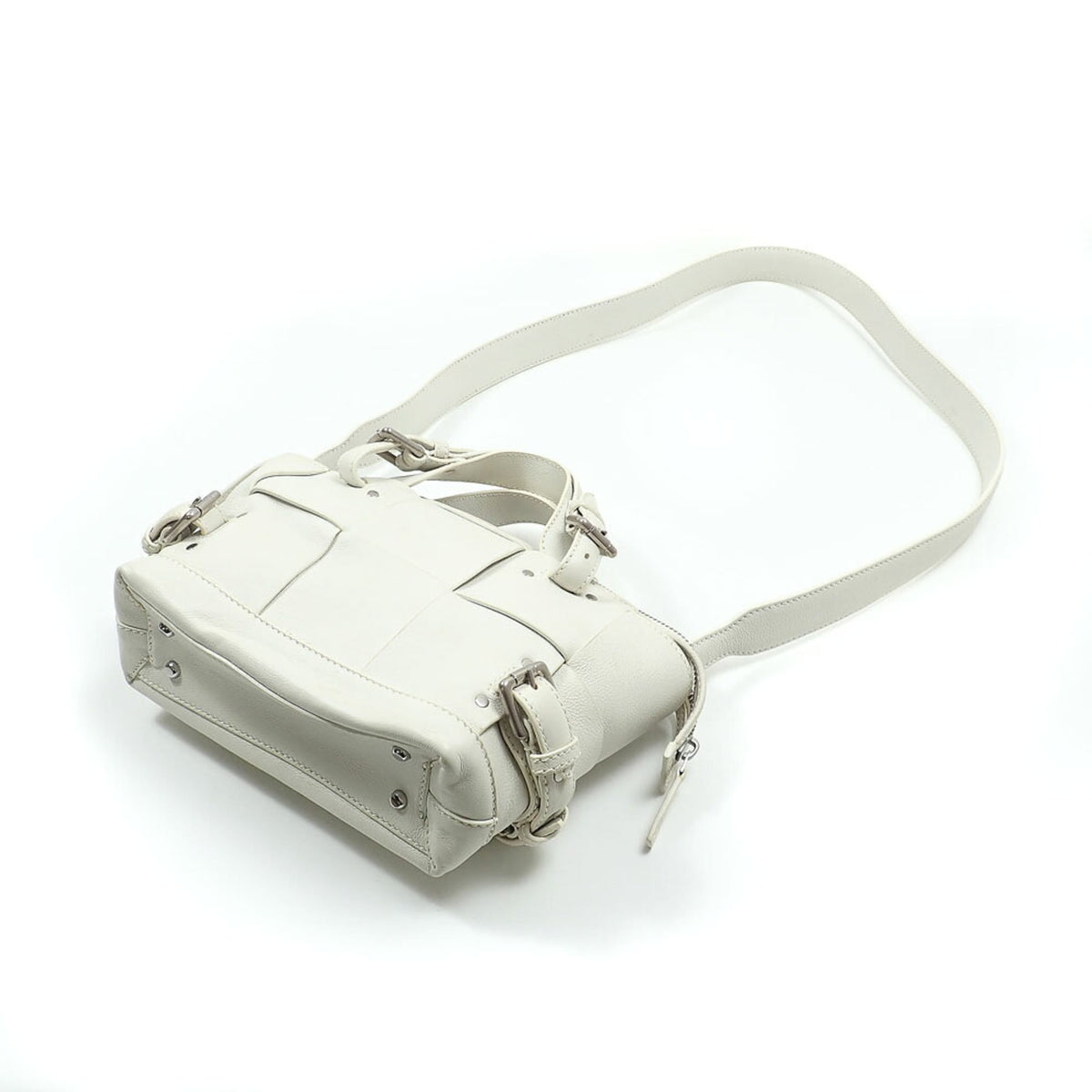 Bottega Veneta White Leather Handbag (Pre-Owned)