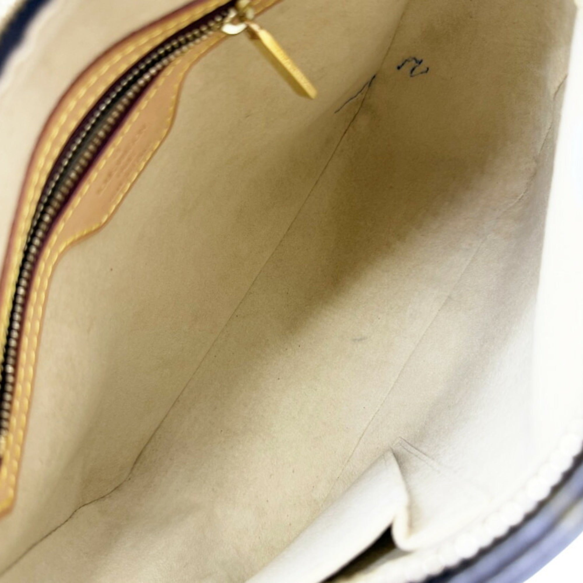 Louis Vuitton Monogram Brown Monogram Shoulder Bag (Pre-Owned)