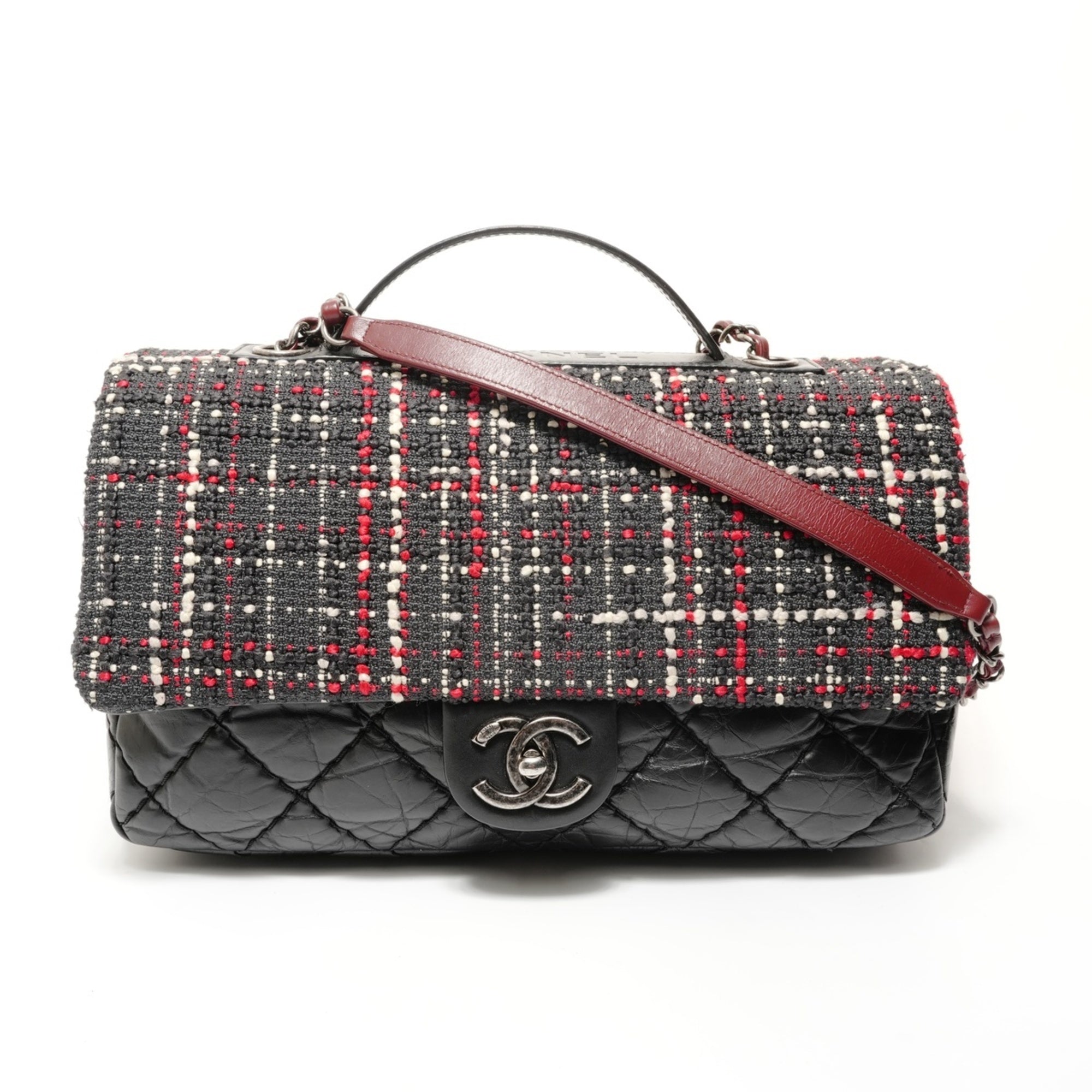 Chanel Matelasse Black Tweed Shoulder Bag (Pre-Owned)
