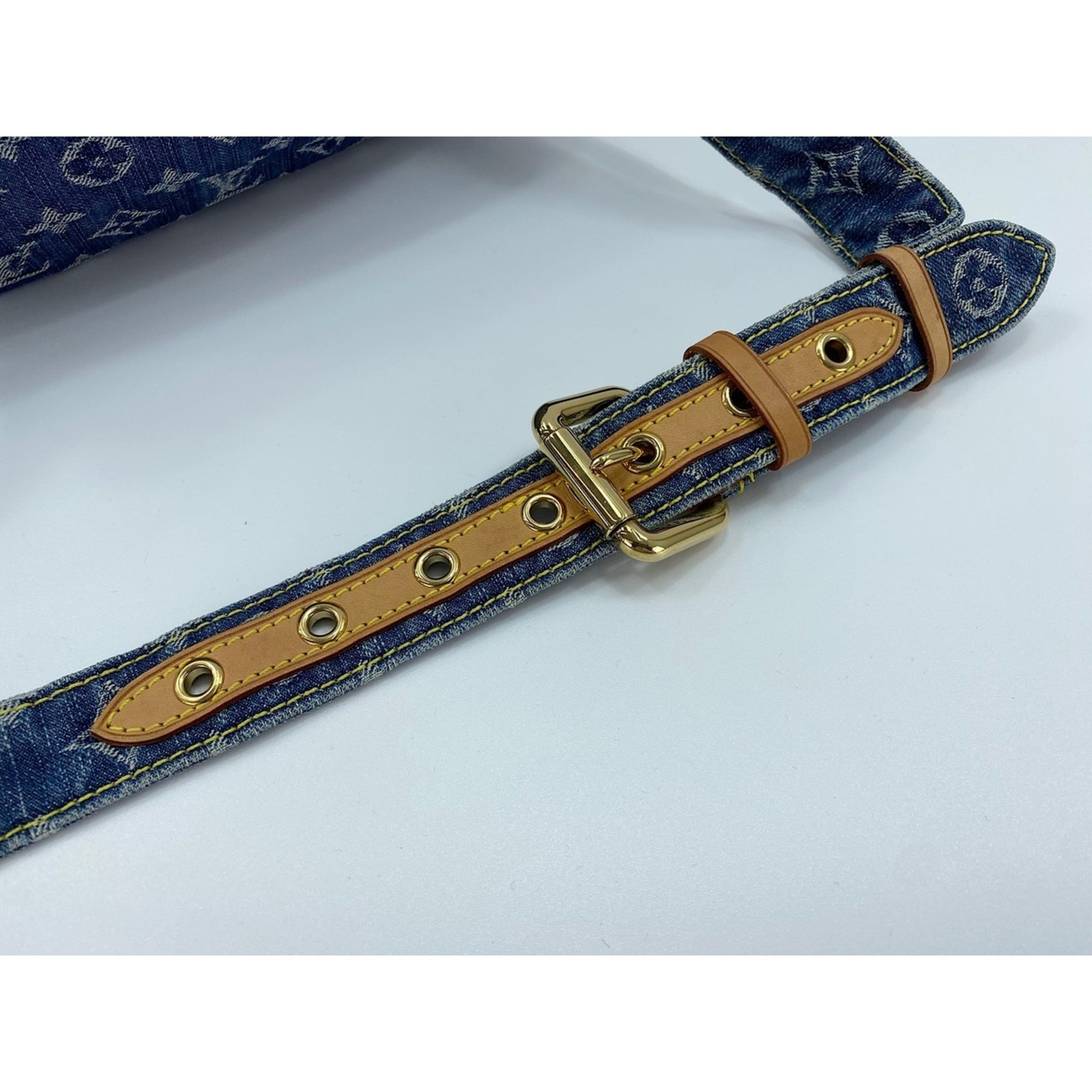 Louis Vuitton Blue Monogram Denim Shoulder Bag (Pre-Owned)