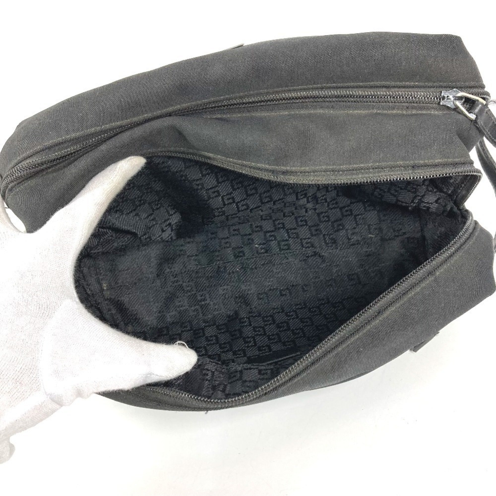 Gucci Black Canvas Leather Clutch Bag Pouch (Pre-Owned)