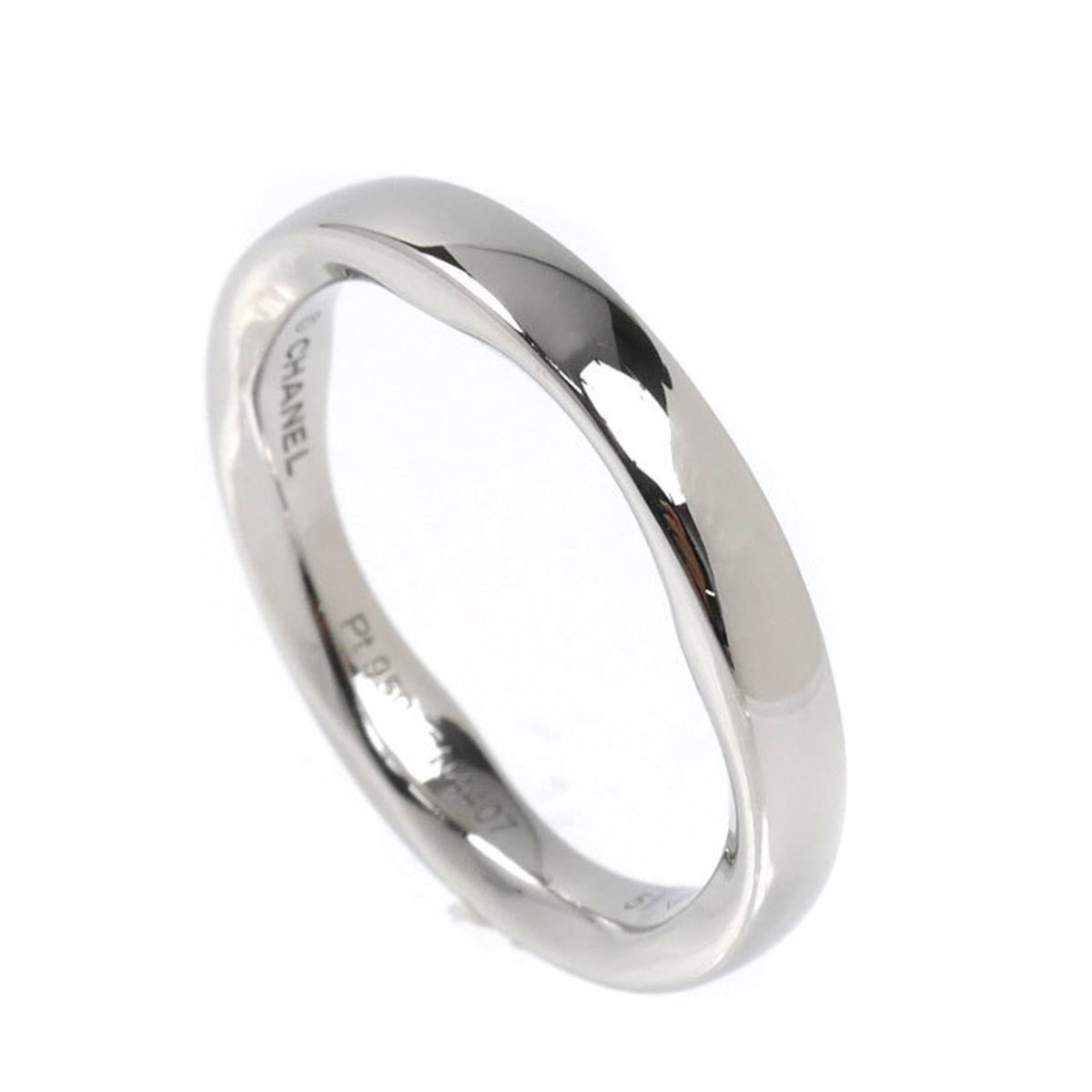 Chanel Platinum 950 Band Ring (Pre-Owned)