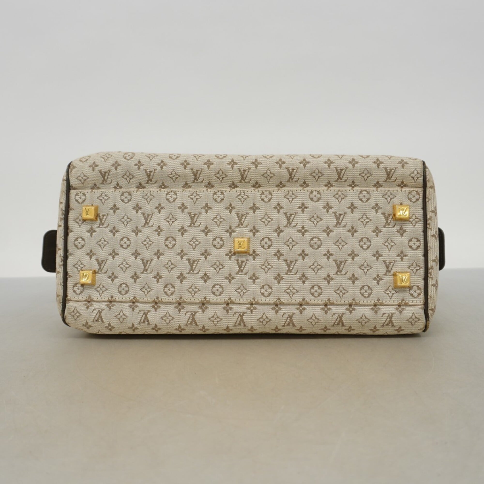 Louis Vuitton Khaki Handbag (Pre-Owned)