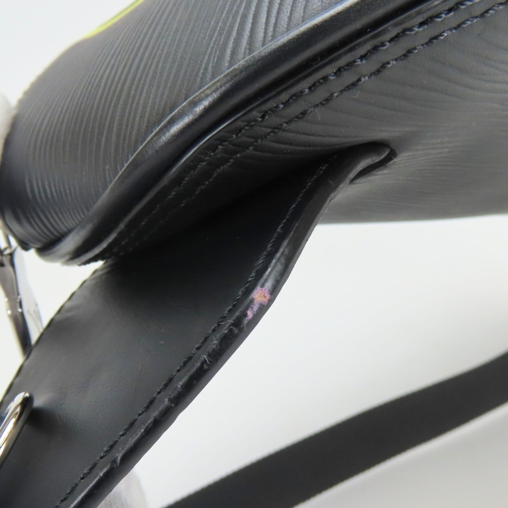 Louis Vuitton Black Noir Yellow Epi Leather Sling Bag (Pre-Owned)
