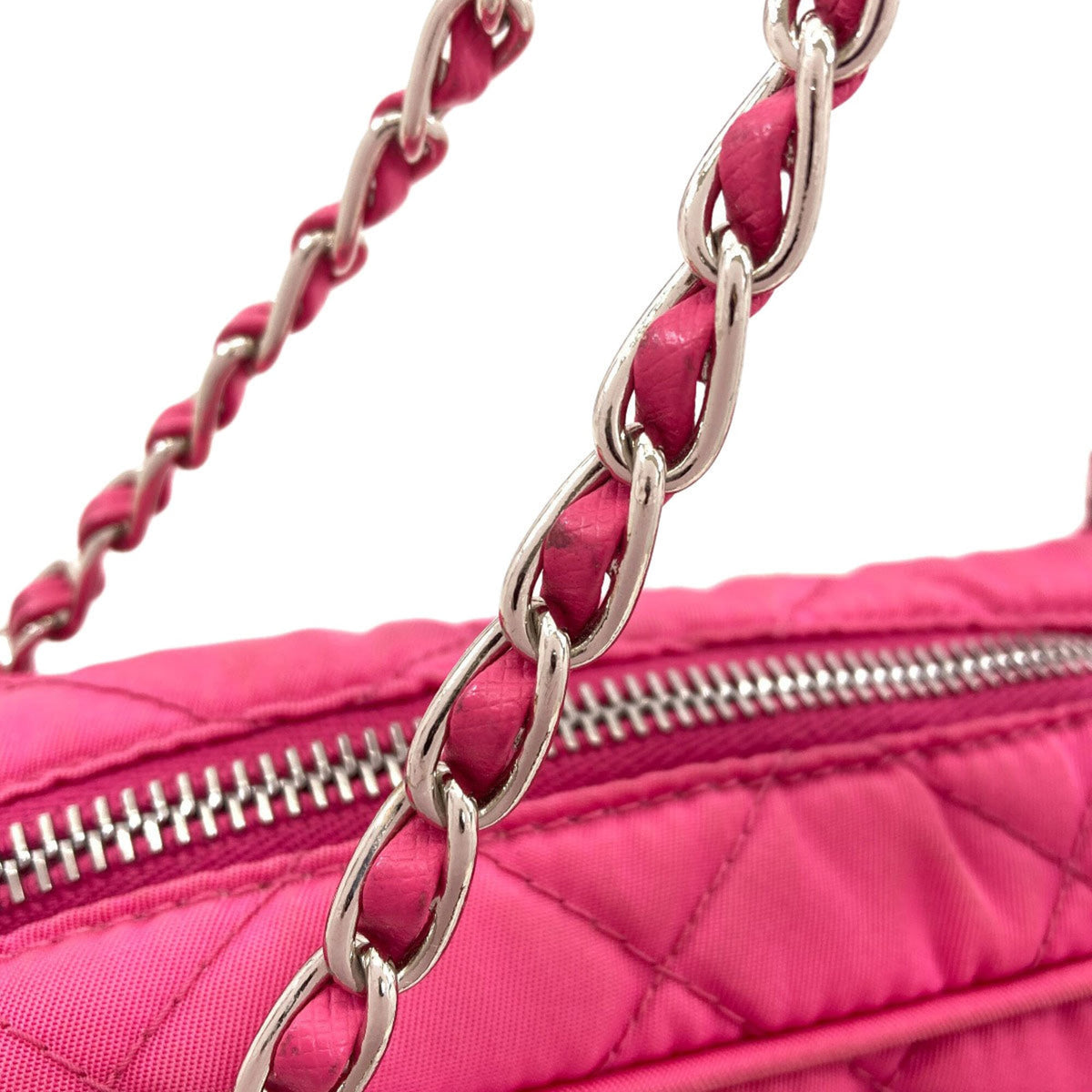 Prada Pink Nylon Shoulder Bag (Pre-Owned)
