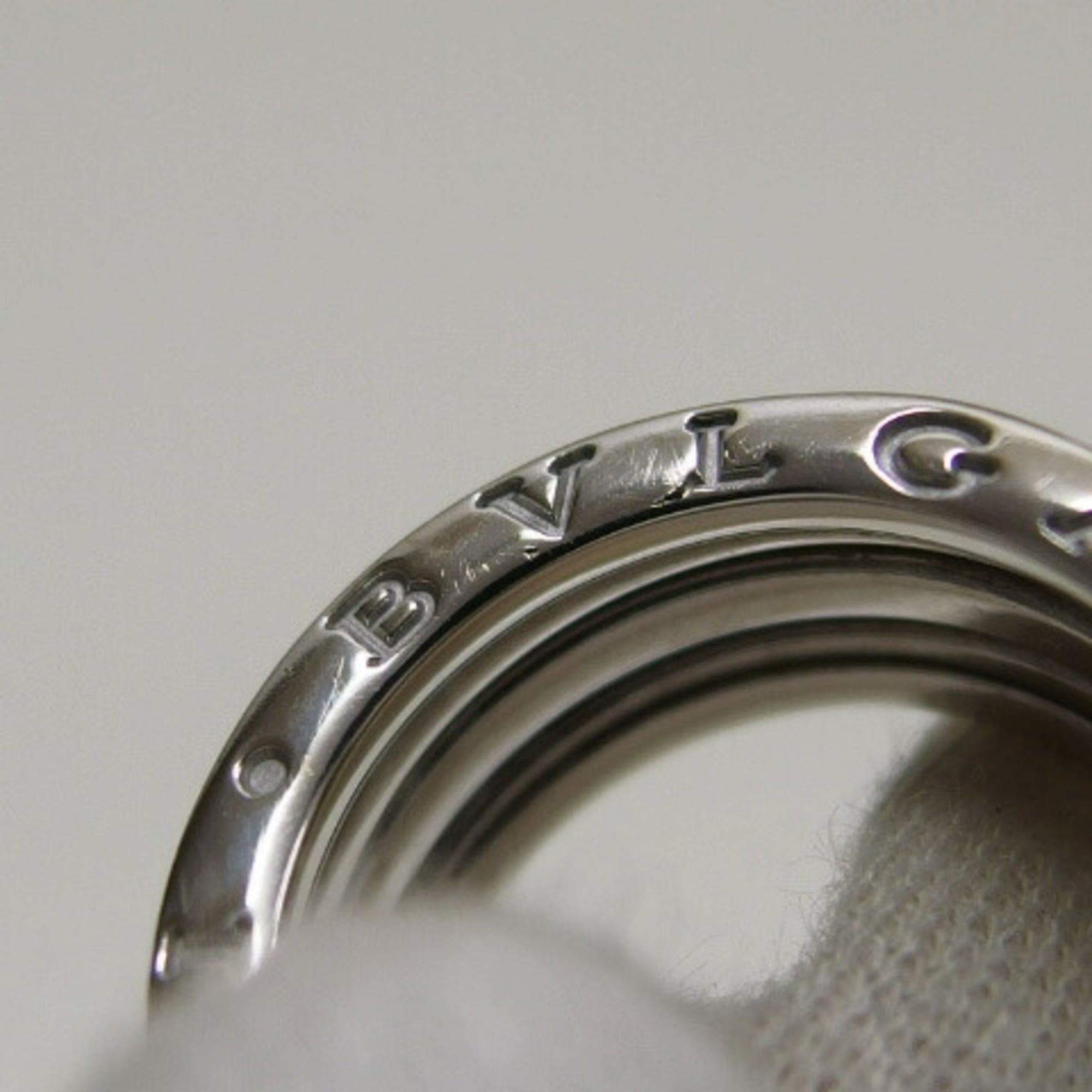 Bvlgari White Gold (18K) Band Ring (Pre-Owned)