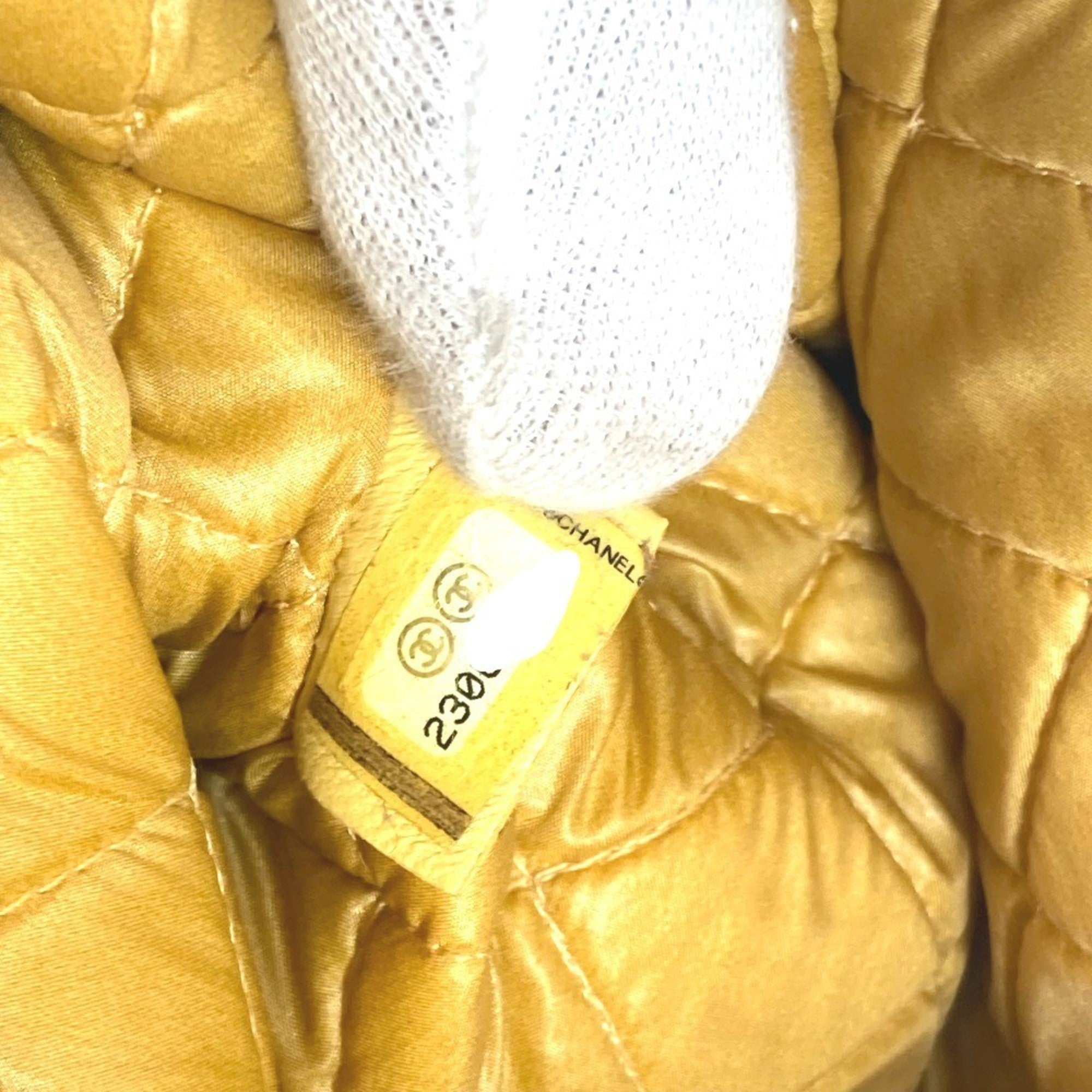 Chanel Black Yellow Leather Clutch Bag Pouch (Pre-Owned)
